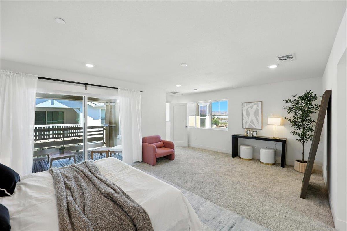 Newark, California, 94560, United States, 4 Bedrooms Bedrooms, ,4 BathroomsBathrooms,Residential,For Sale,1926207