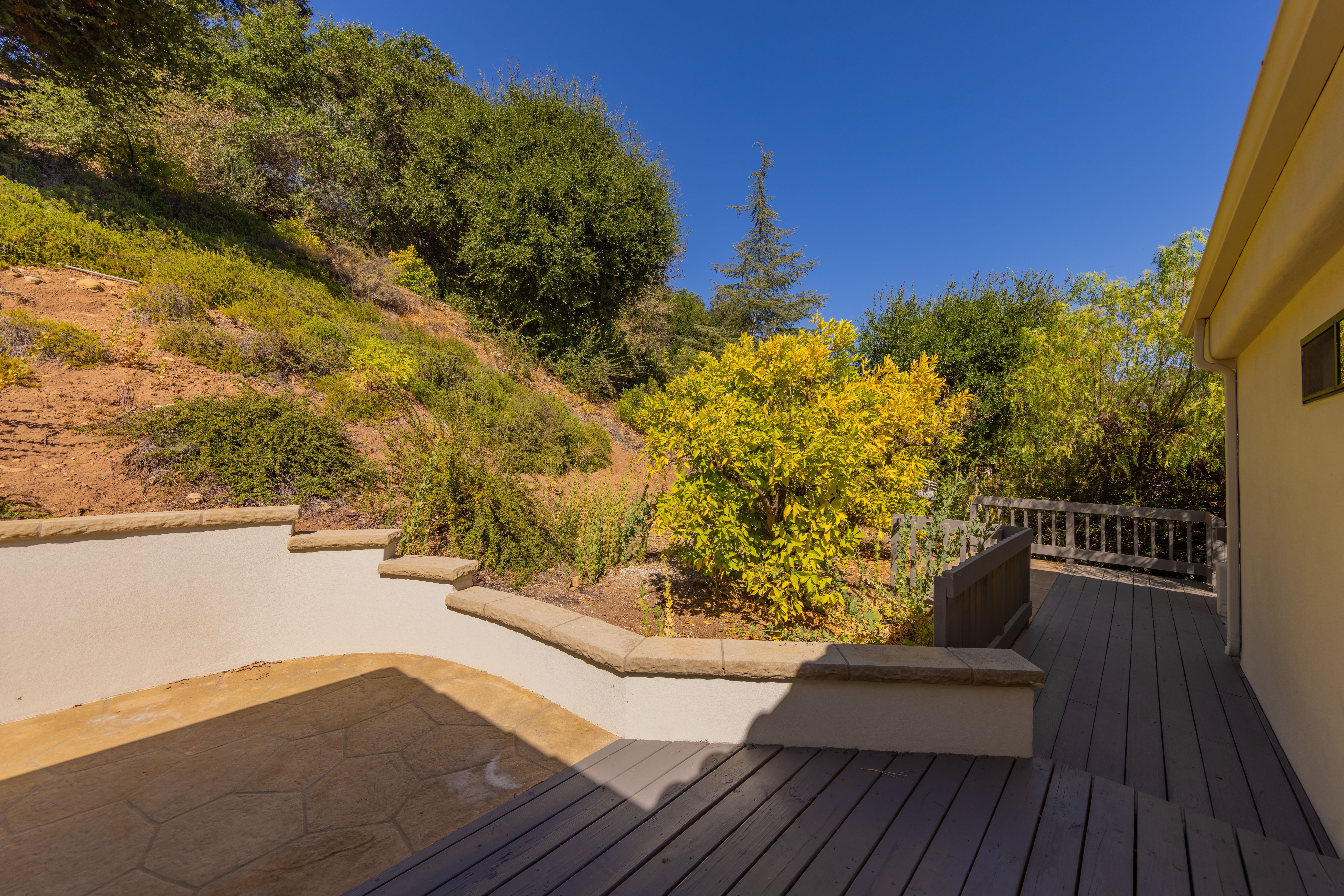  1008 Country Club Drive, Ojai, CA 93023 - 物件實景