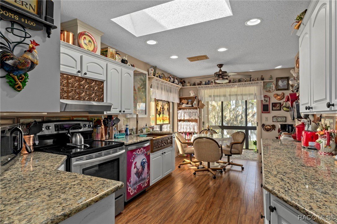 Inverness, Florida, 34450, United States, 2 Bedrooms Bedrooms, ,3 BathroomsBathrooms,Residential,For Sale,2005210