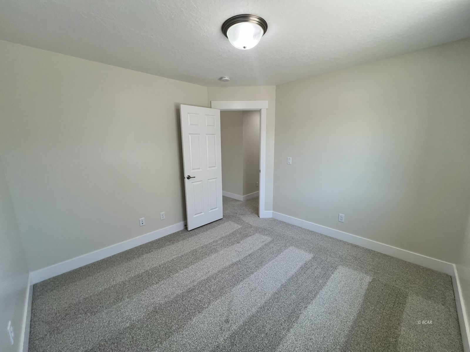 Elko, Nevada, 89801, United States, 4 Bedrooms Bedrooms, ,2 BathroomsBathrooms,Residential,For Sale,1699983