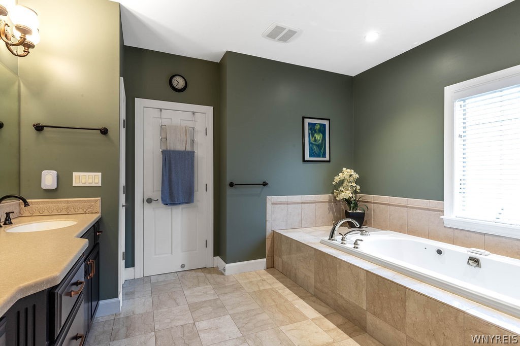 Grand Island, New York, 14072, United States, 5 Bedrooms Bedrooms, ,6 BathroomsBathrooms,Residential,For Sale,2032709