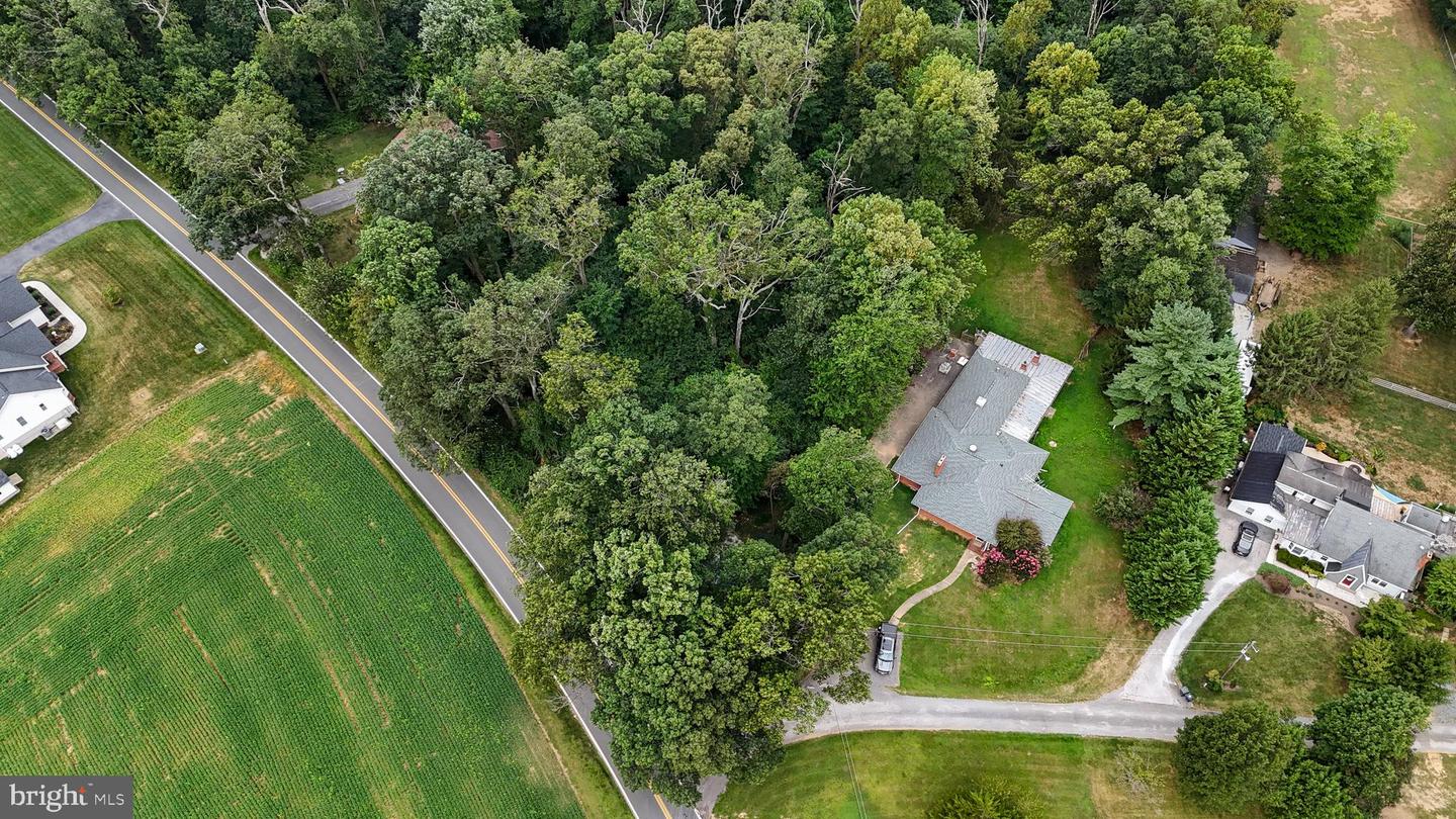 New Windsor, Maryland, 21776, United States, 4 Bedrooms Bedrooms, ,3 BathroomsBathrooms,Residential,For Sale,1907406
