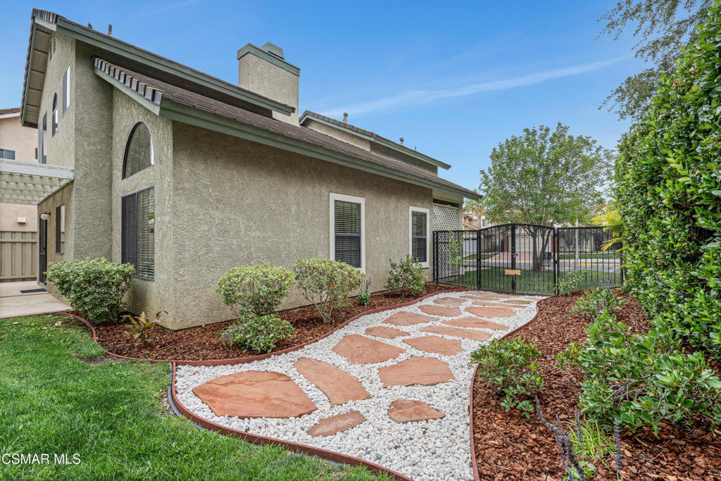 Agoura Hills, California, 91301, United States, 3 Bedrooms Bedrooms, ,3 BathroomsBathrooms,Residential,For Sale,1989584