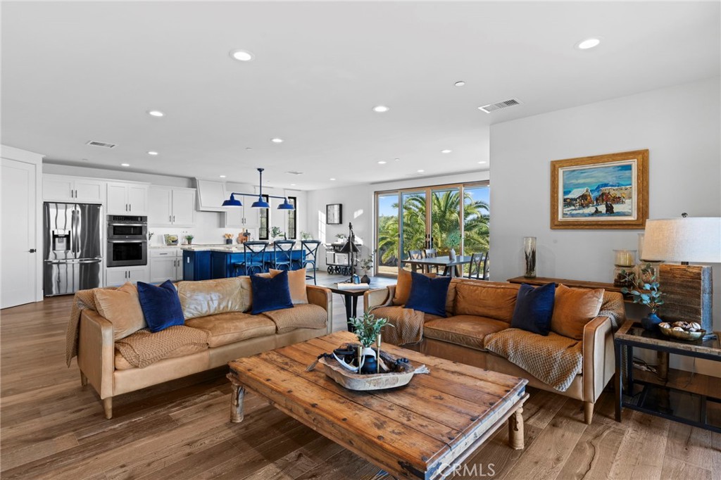 Murrieta, California, 92562, United States, 4 Bedrooms Bedrooms, ,4 BathroomsBathrooms,Residential,For Sale,1991756