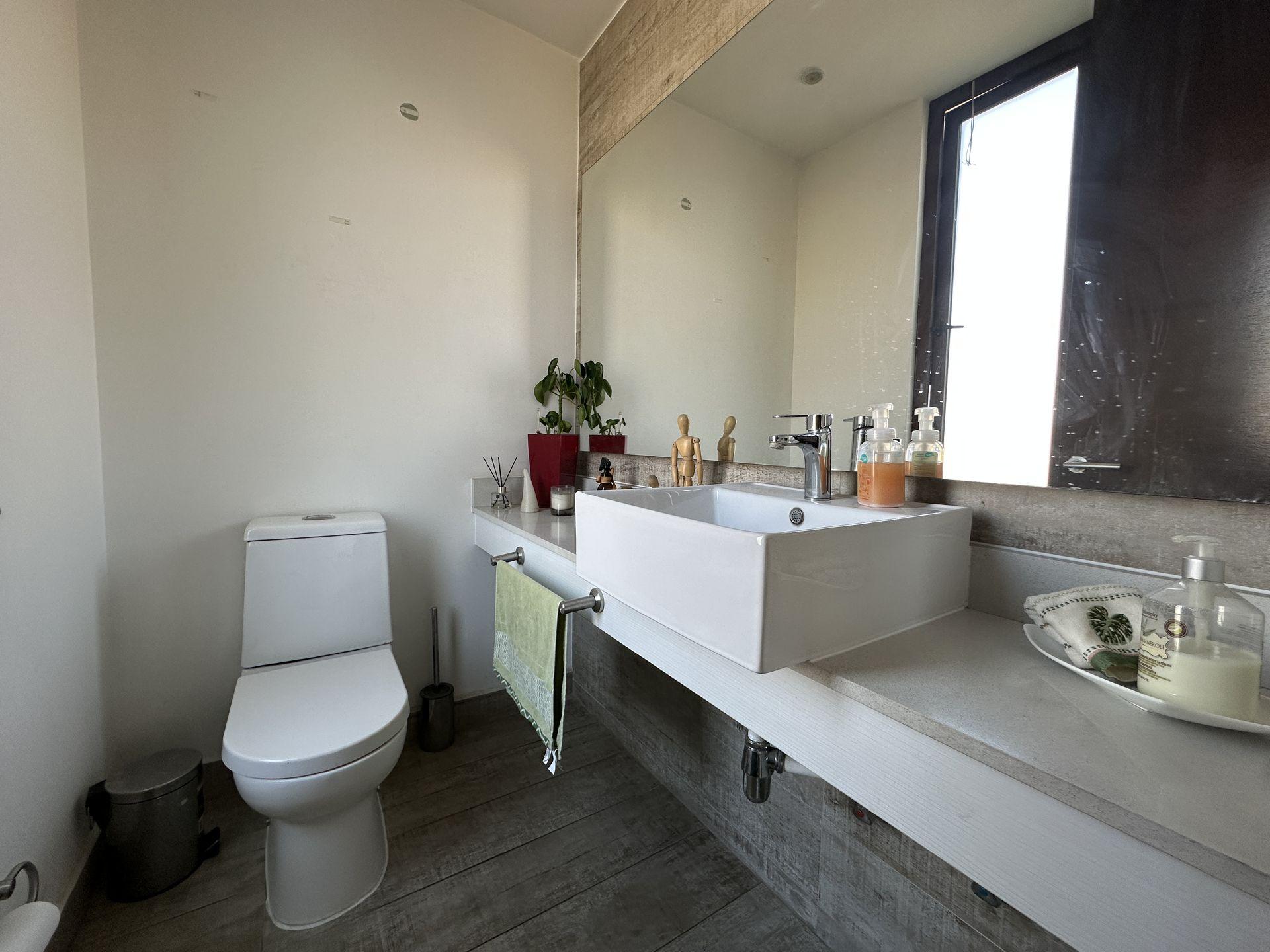 Lo Barnechea, Chile, 3 Bedrooms Bedrooms, ,3 BathroomsBathrooms,Residential,For Sale,1876912