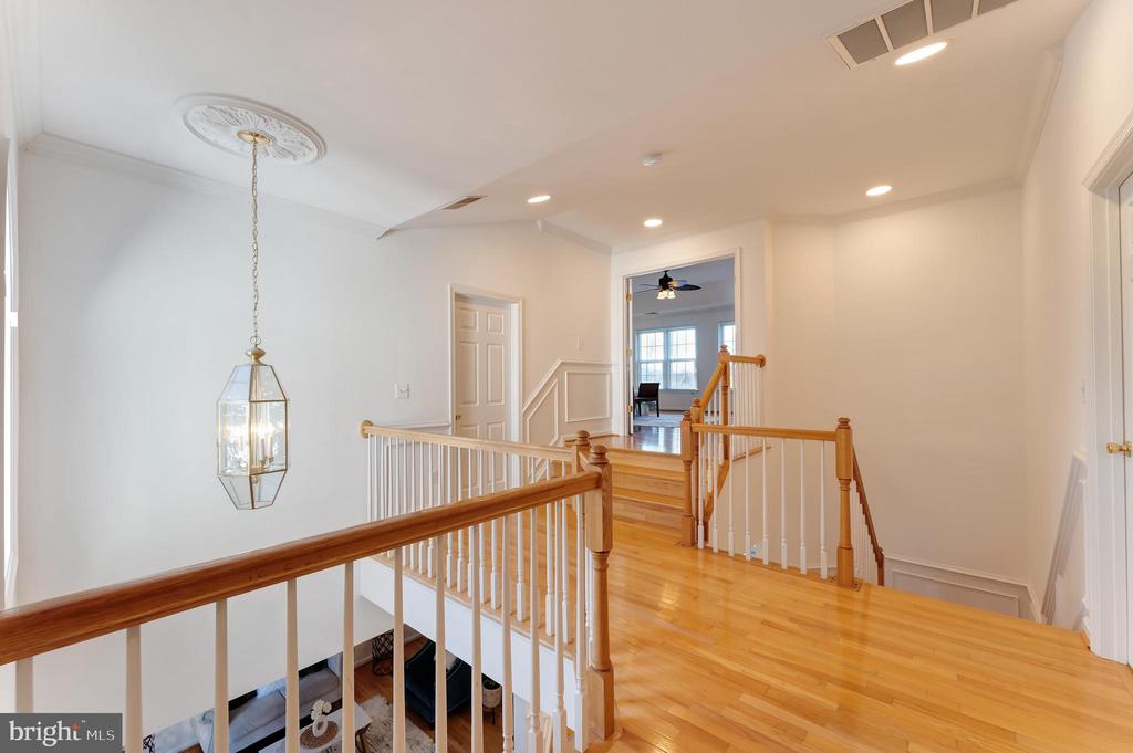 Lorton, Virginia, 22079, United States, 5 Bedrooms Bedrooms, ,4 BathroomsBathrooms,Residential,For Sale,2001485