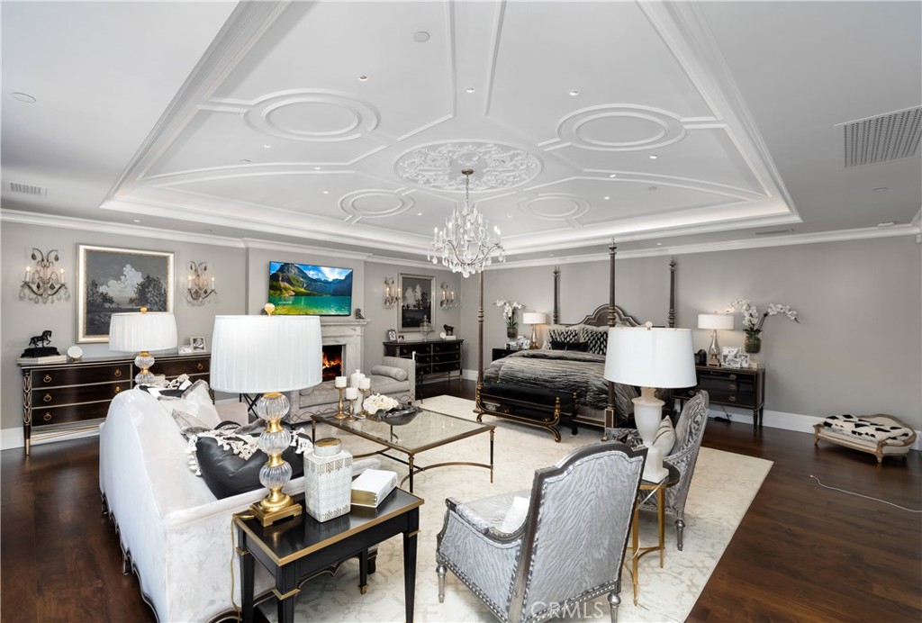 Glendora, California, 91741, United States, 6 Bedrooms Bedrooms, ,6 BathroomsBathrooms,Residential,For Sale,1987955