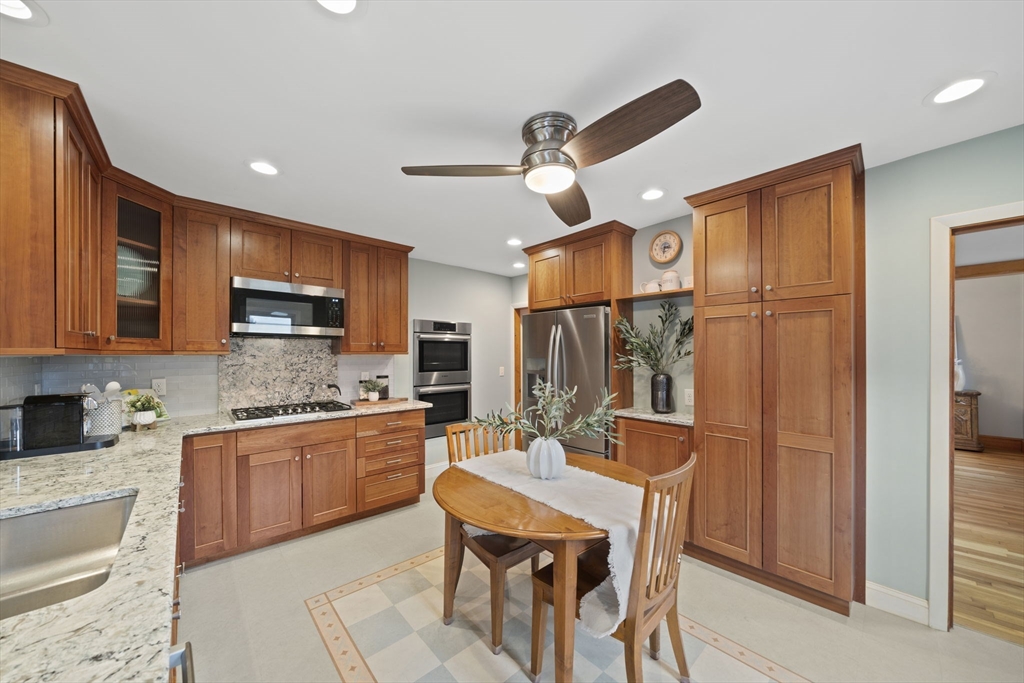 Newton, Massachusetts, 02458, United States, 3 Bedrooms Bedrooms, ,2 BathroomsBathrooms,Residential,For Sale,1939468