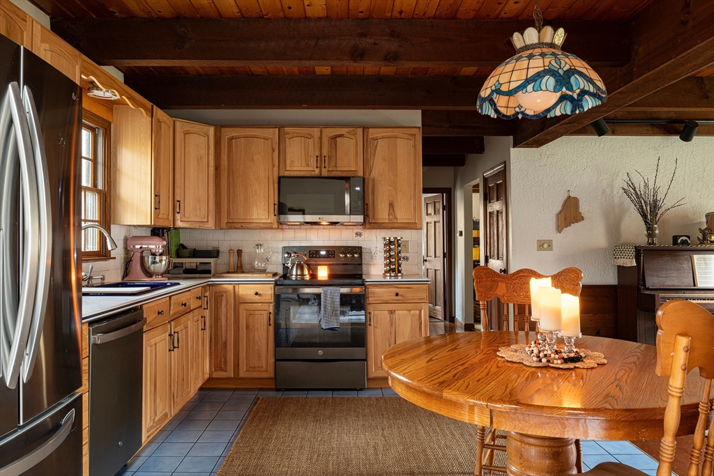 Pepperell, Massachusetts, 01463, United States, 3 Bedrooms Bedrooms, ,2 BathroomsBathrooms,Residential,For Sale,1987719