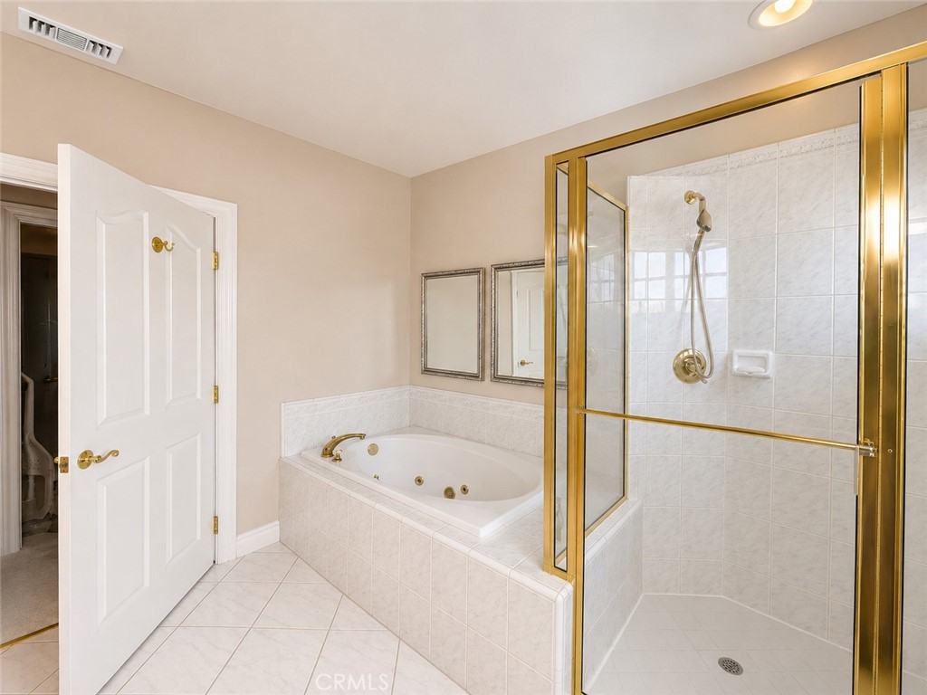 Redlands, California, 92374, United States, 5 Bedrooms Bedrooms, ,4 BathroomsBathrooms,Residential,For Sale,2048523