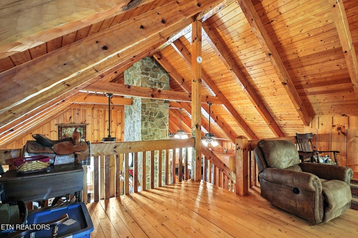 Jonesville, Virginia, 24263, United States, 6 Bedrooms Bedrooms, ,2 BathroomsBathrooms,Residential,For Sale,1979126