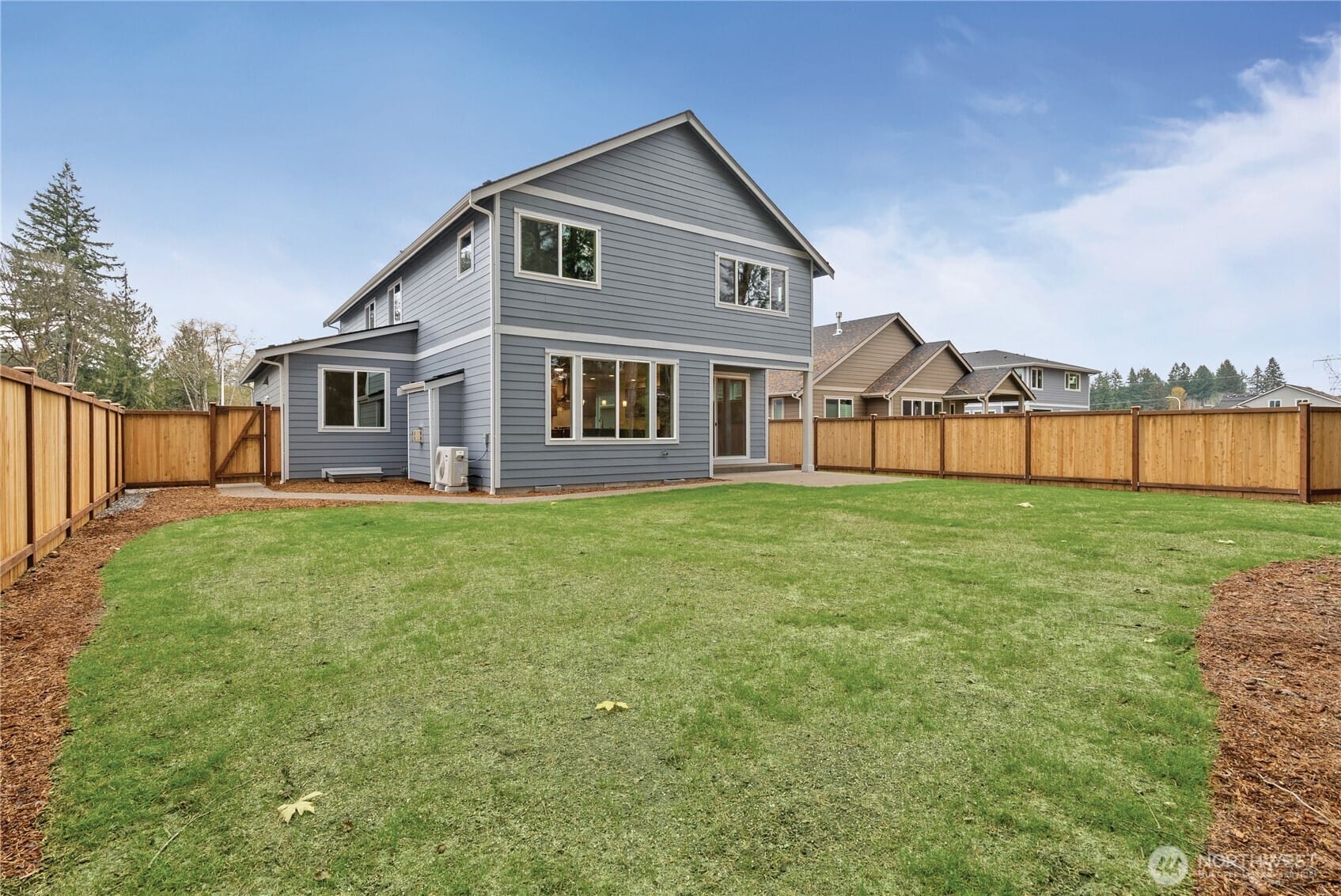 Tumwater, Washington, 98512, United States, 5 Bedrooms Bedrooms, ,4 BathroomsBathrooms,Residential,For Sale,1997115