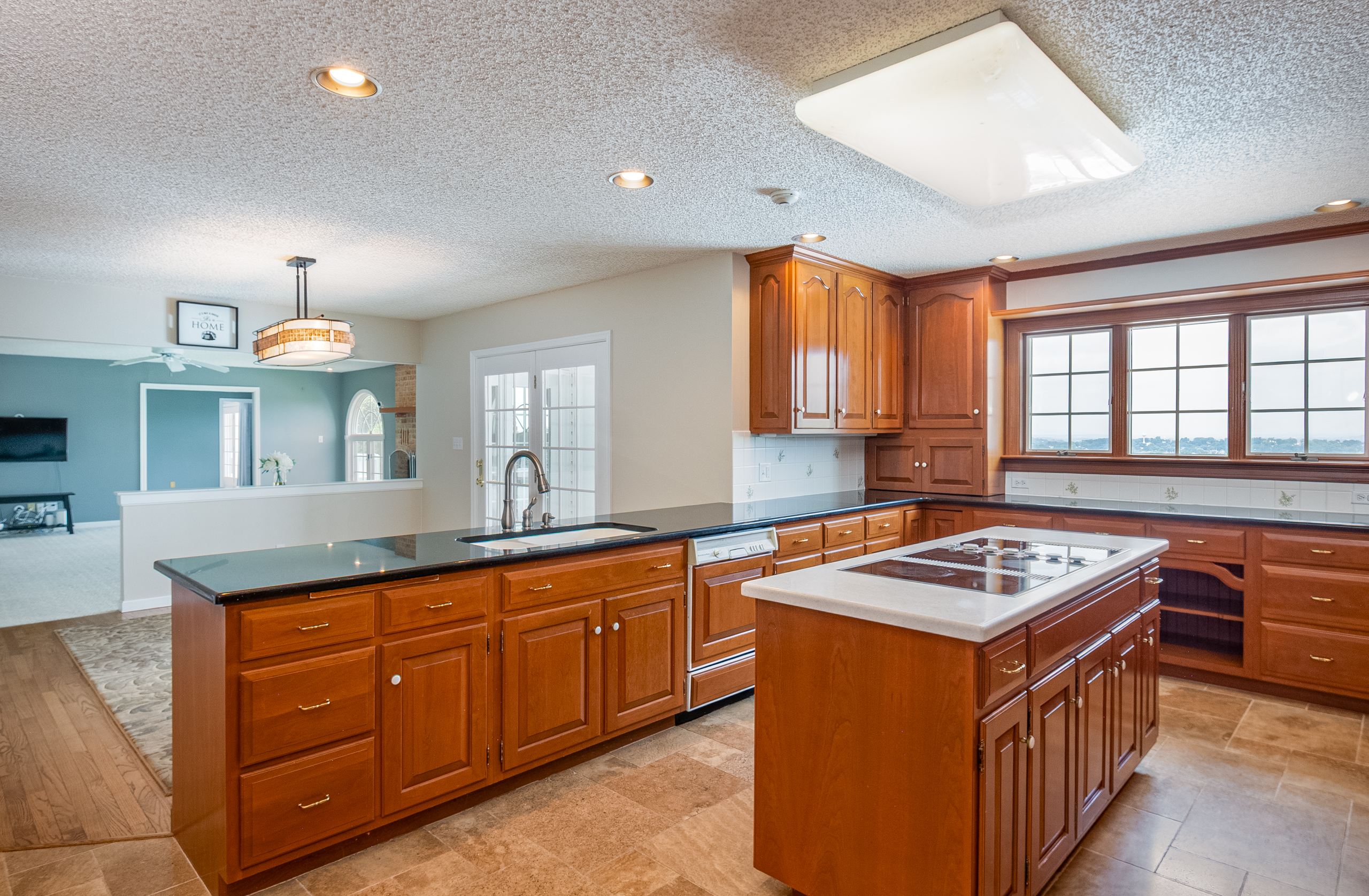 Sinking Spring, Pennsylvania, 19608, United States, 5 Bedrooms Bedrooms, ,5 BathroomsBathrooms,Residential,For Sale,1900747