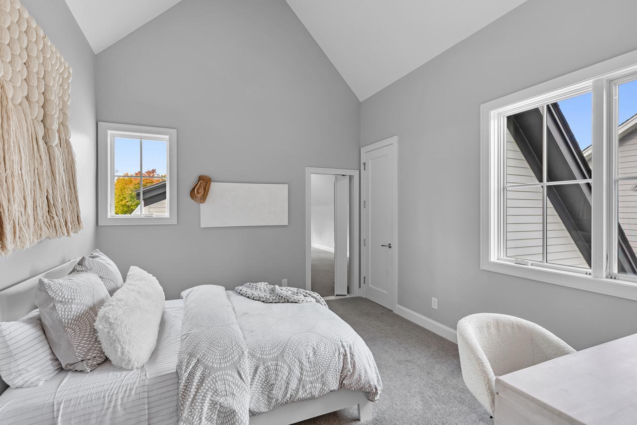 Victoria, Minnesota, 55331, United States, 5 Bedrooms Bedrooms, ,3 BathroomsBathrooms,Residential,For Sale,1994848