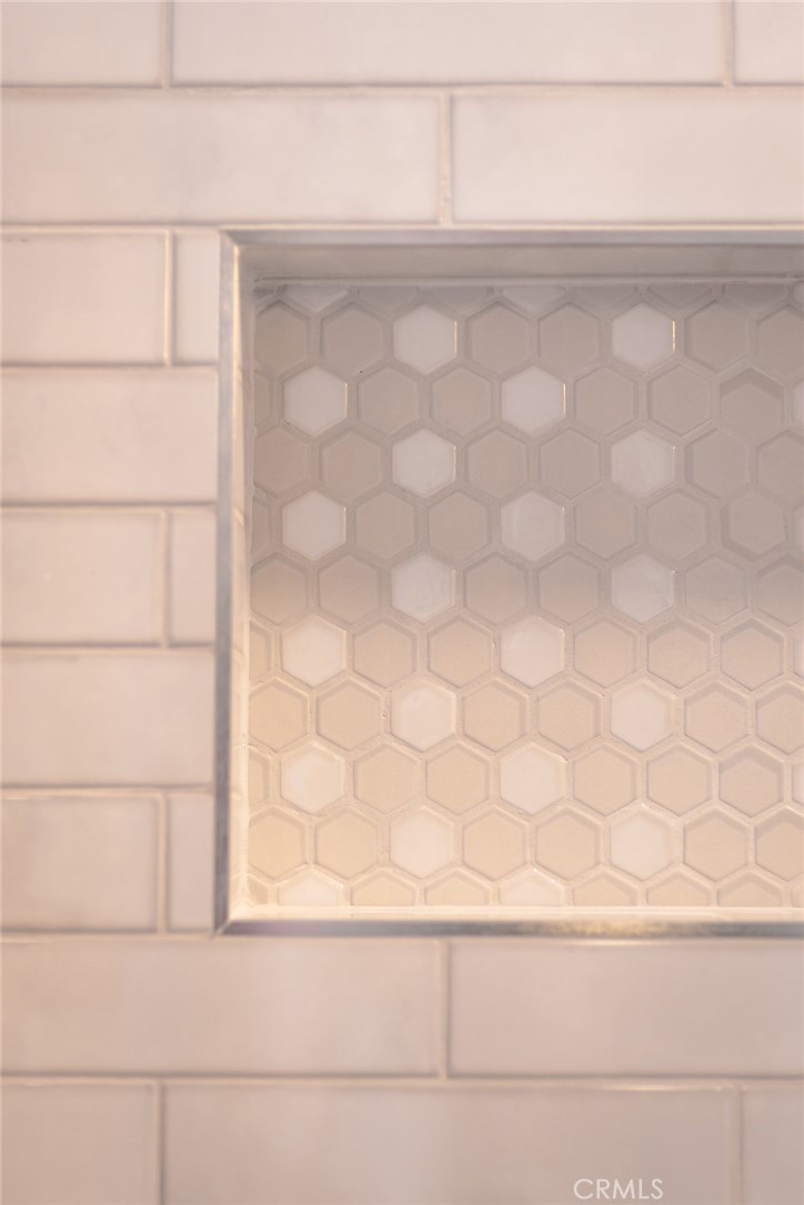 Mission Viejo, California, 92692, United States, 3 Bedrooms Bedrooms, ,2 BathroomsBathrooms,Residential,For Sale,1997044