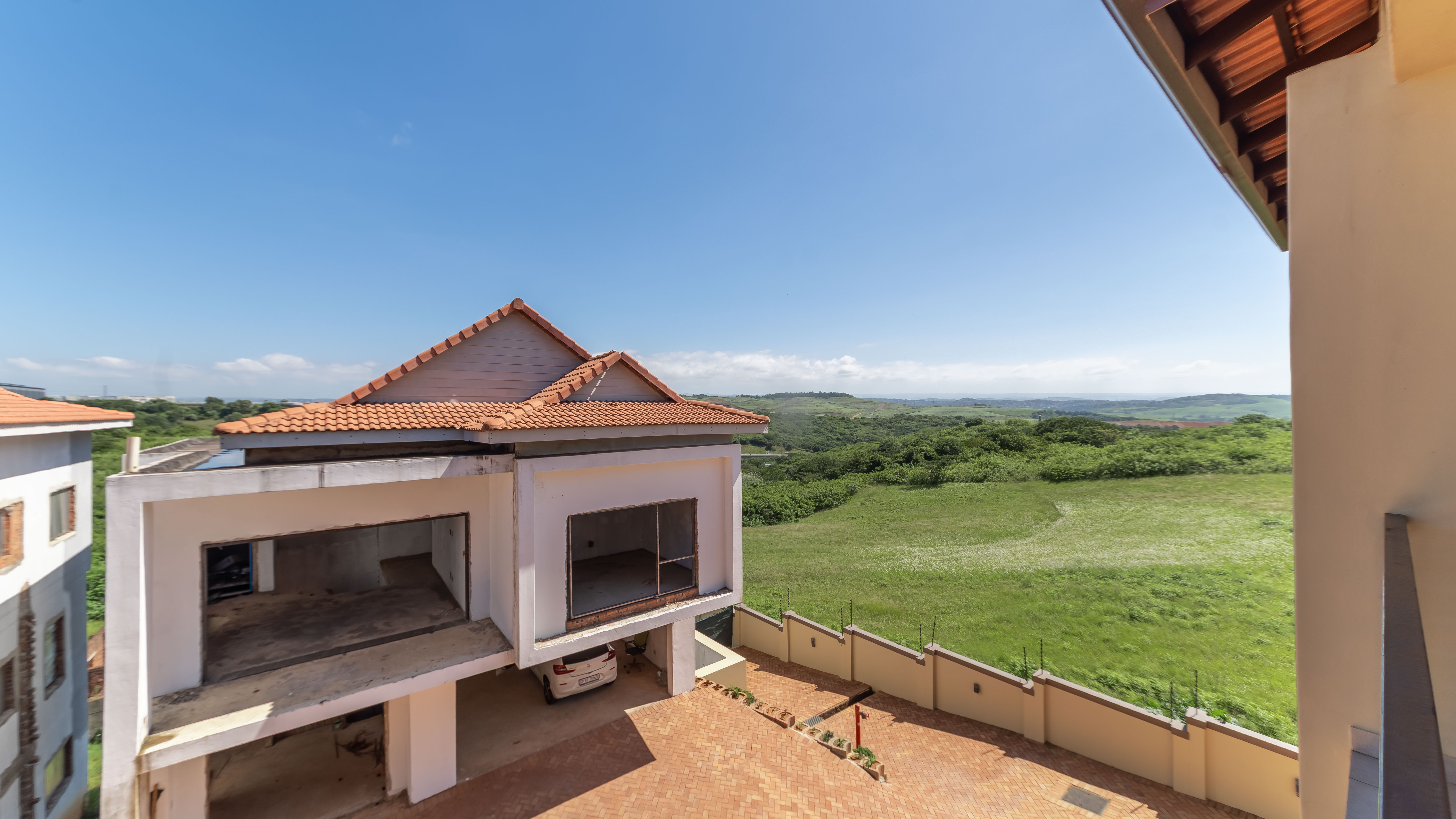  Three-Storey Contemporary Townhouse Bordering a Protected Coastal Forest - 物件實景