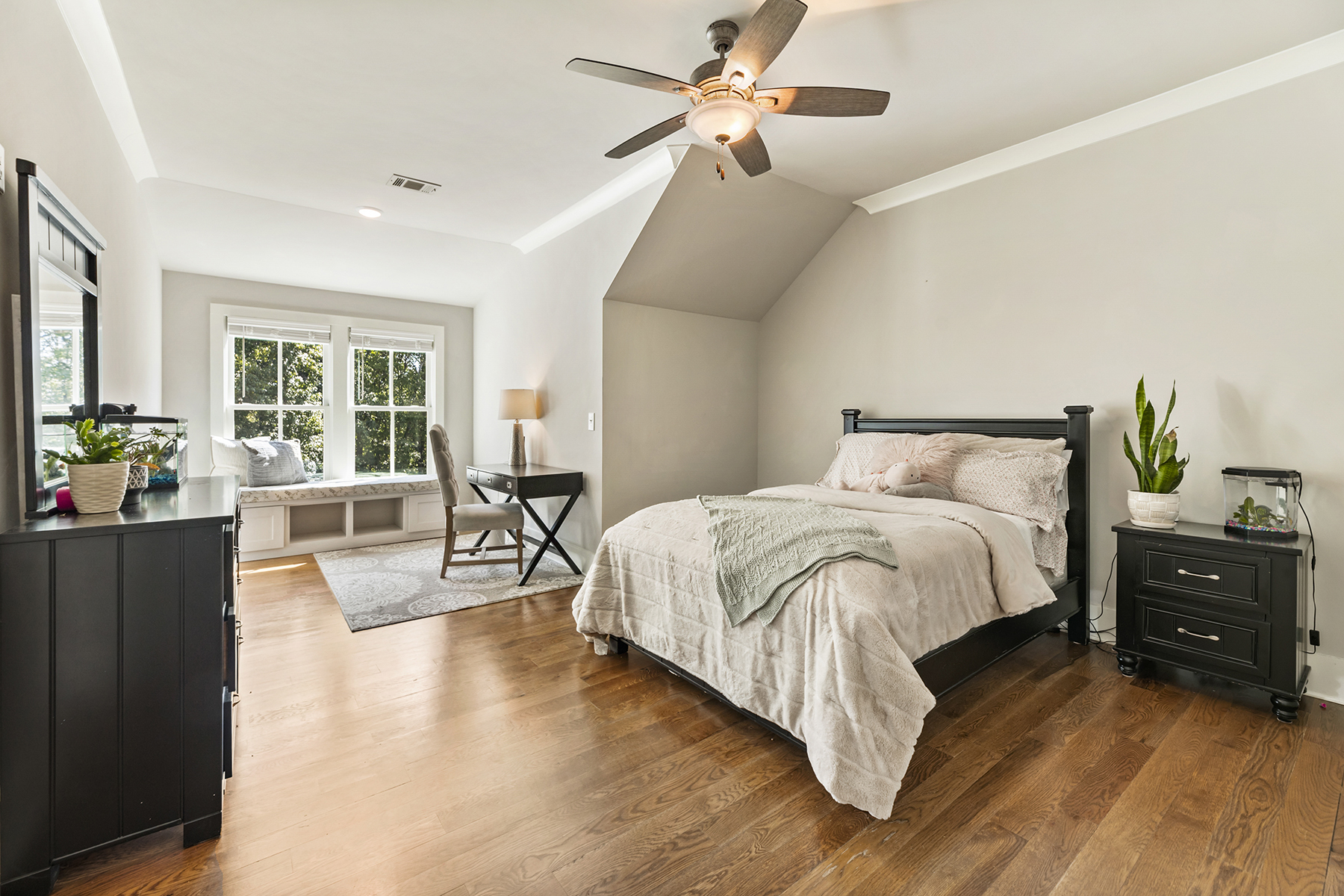  Discover Your Dream Home in Trinity Creek - 物件實景