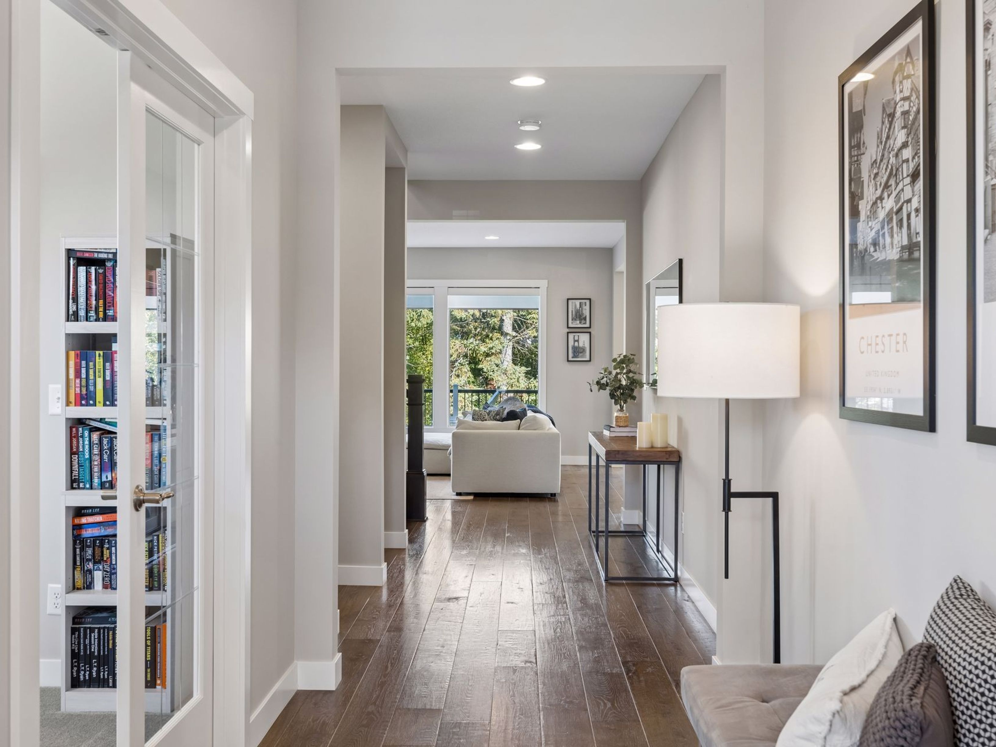  Luxury Living in Desirable Brown’s Creek Cove - 物件實景