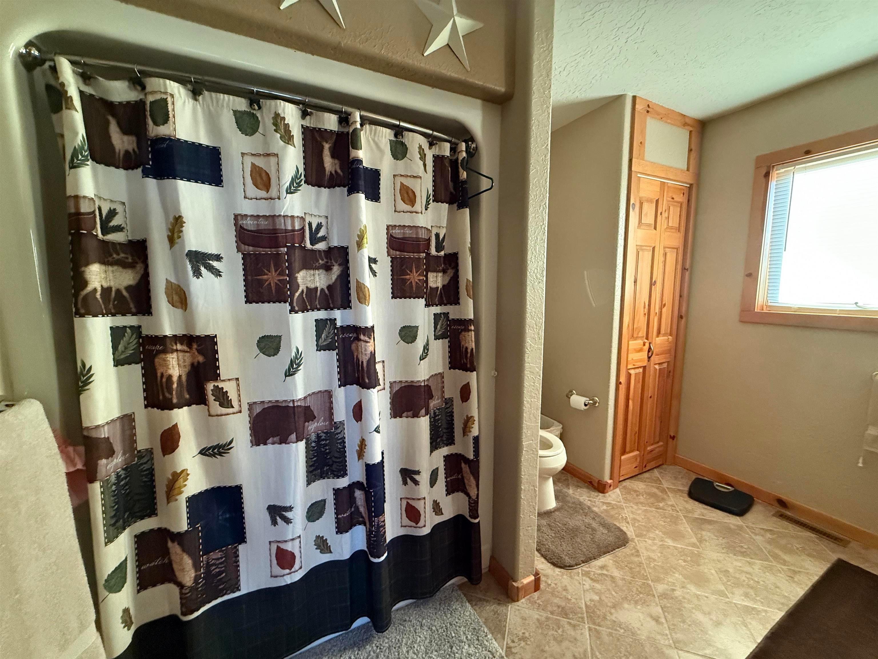 NORTH PLATTE, Nebraska, 69101, United States, 3 Bedrooms Bedrooms, ,3 BathroomsBathrooms,Residential,For Sale,1960971