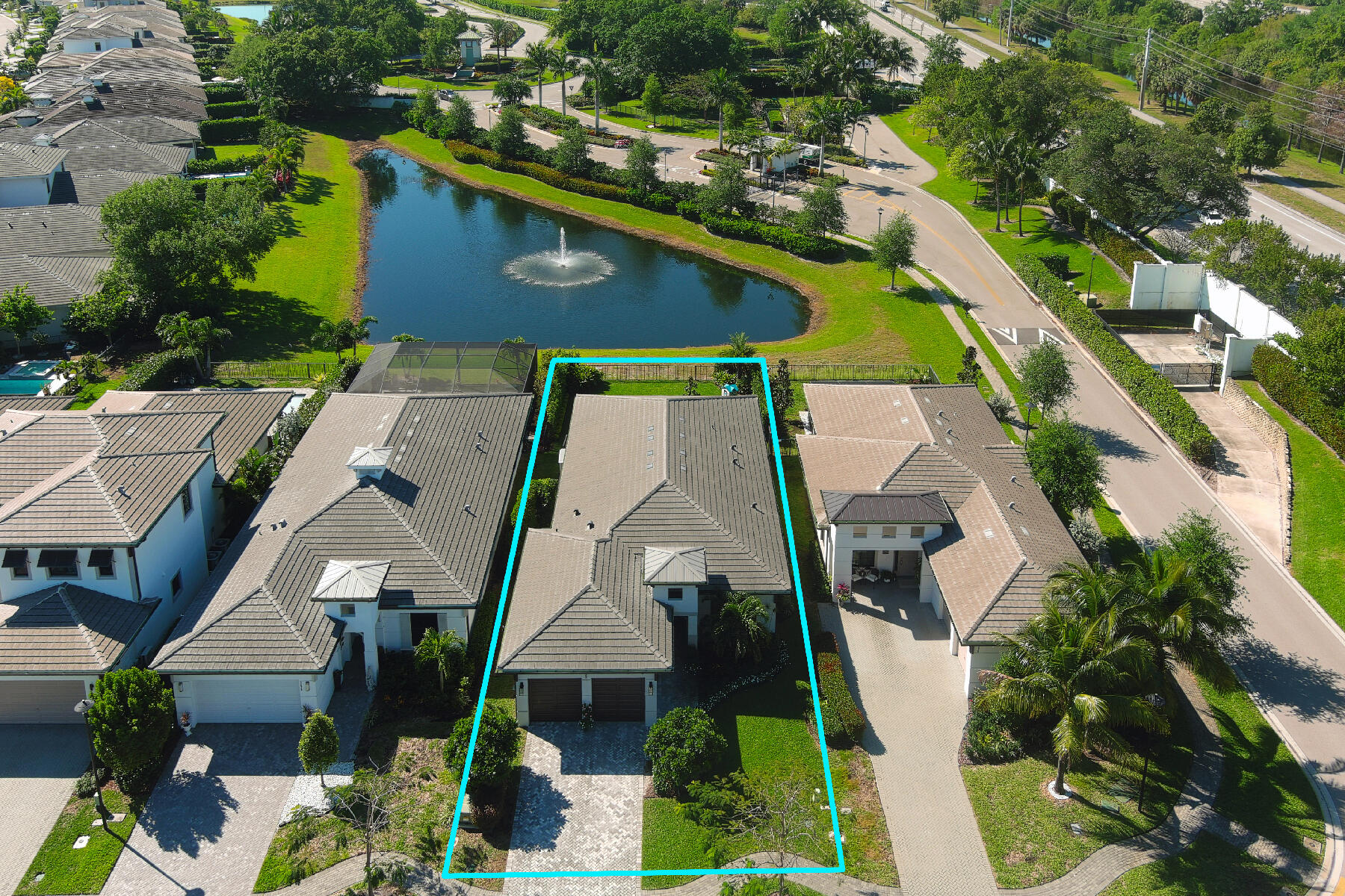 West Palm Beach, Florida, 33401, United States, 3 Bedrooms Bedrooms, ,4 BathroomsBathrooms,Residential,For Sale,1745907