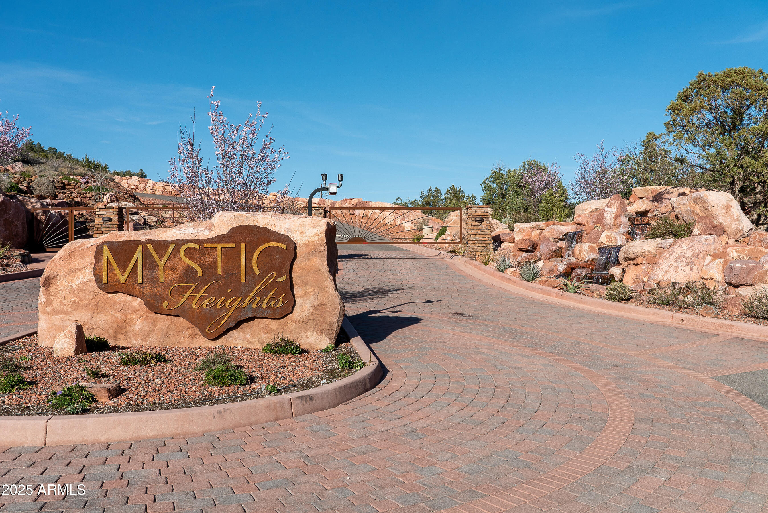 Sedona, Arizona, 86336, United States, ,Land,For Sale,1919609