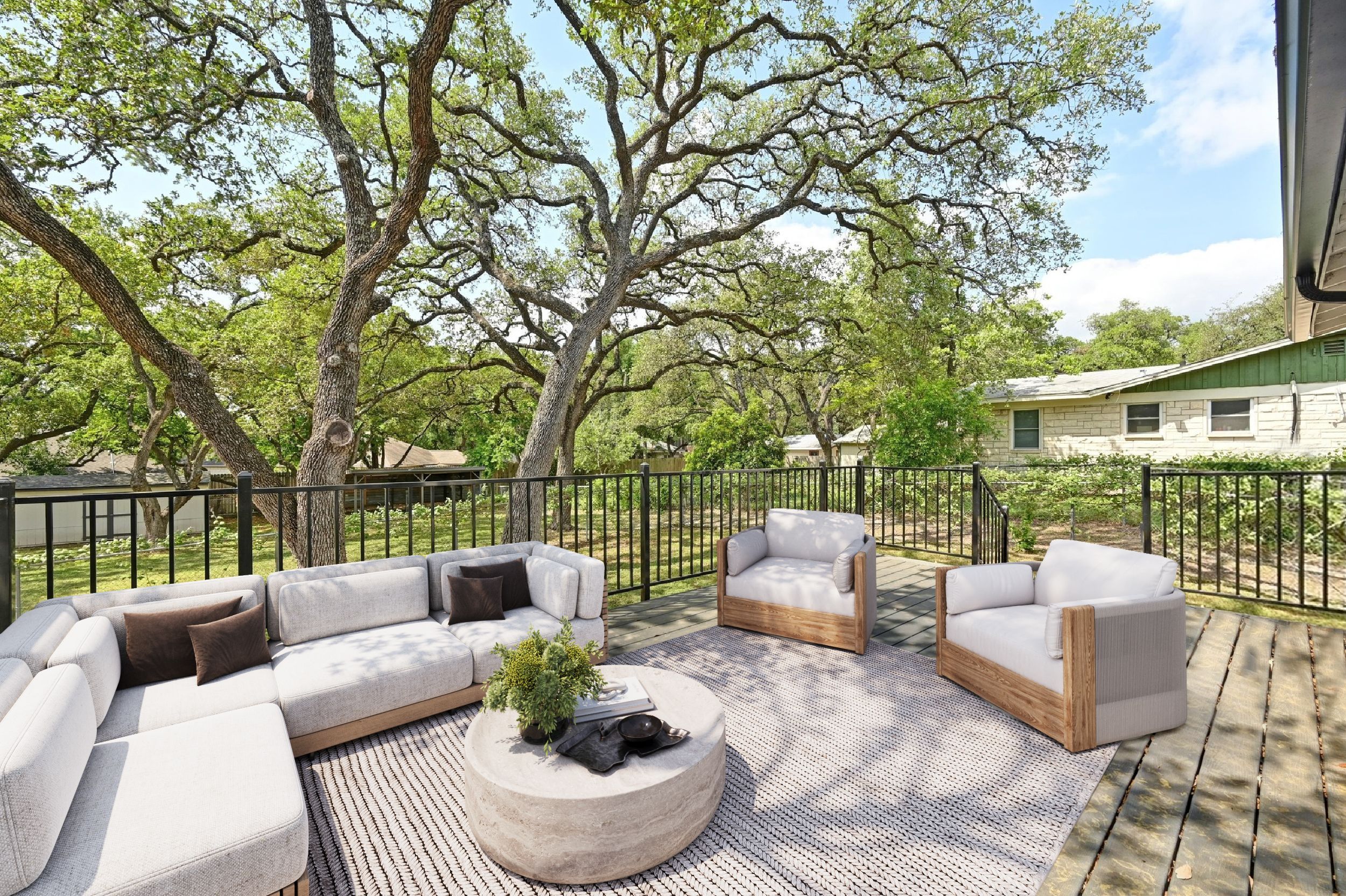  Tranquil Street in South Austin - 物件實景
