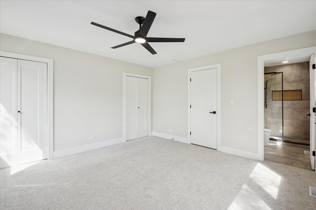 Naperville, Illinois, 60565, United States, 4 Bedrooms Bedrooms, ,3 BathroomsBathrooms,Residential,For Sale,1932605
