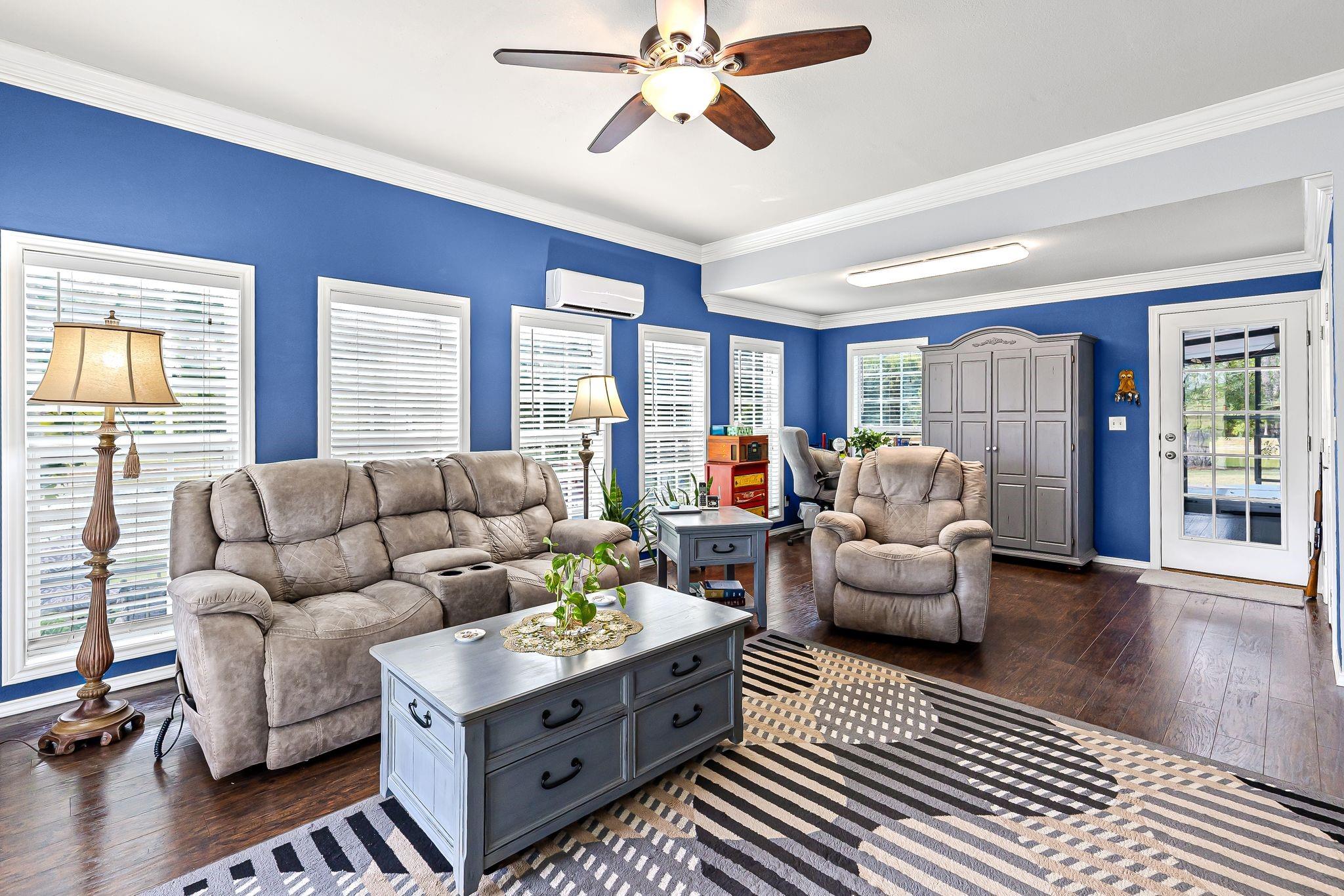 Campbell, Texas, 75422, United States, 4 Bedrooms Bedrooms, ,3 BathroomsBathrooms,Residential,For Sale,1983452