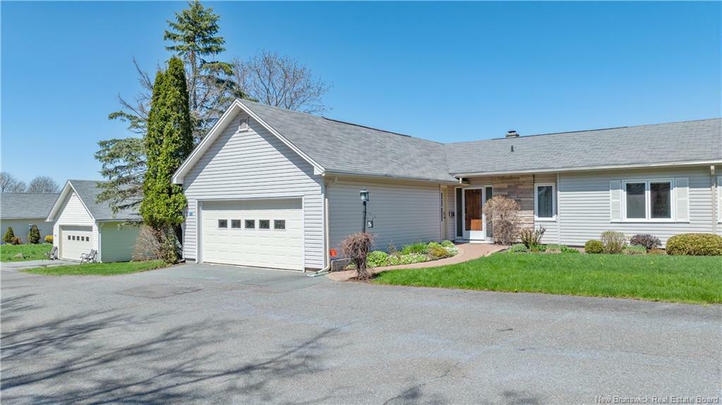 ROTHESAY, New Brunswick, E2E 0P4, CA, 2 Bedrooms Bedrooms, ,2 BathroomsBathrooms,Residential,For Sale,1875271