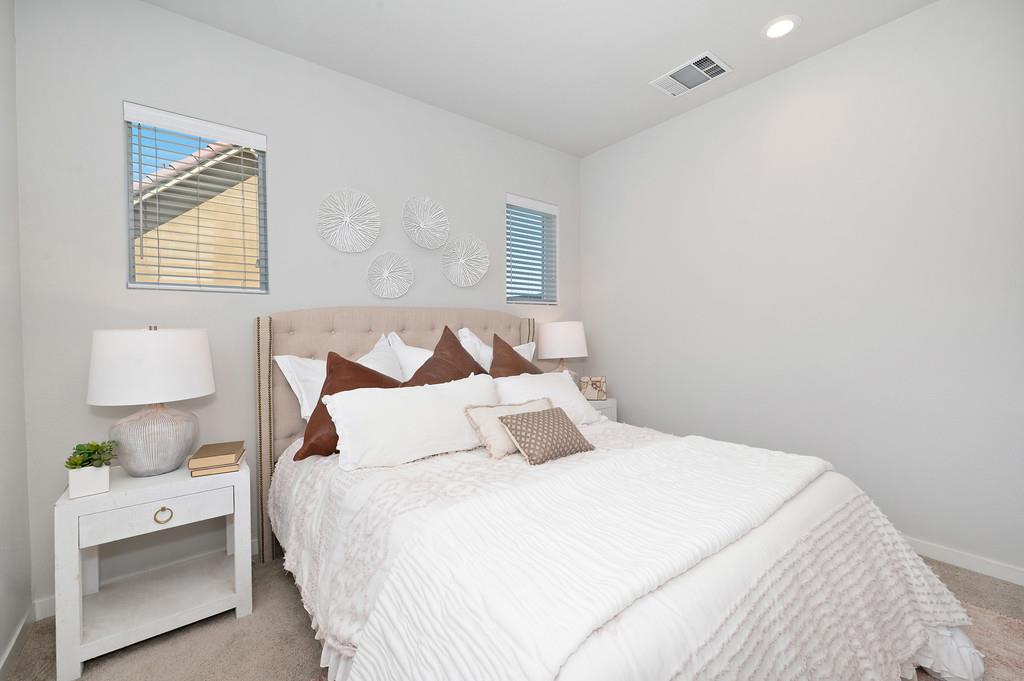 Sacramento, California, 95816, United States, 3 Bedrooms Bedrooms, ,3 BathroomsBathrooms,Residential,For Sale,1916793