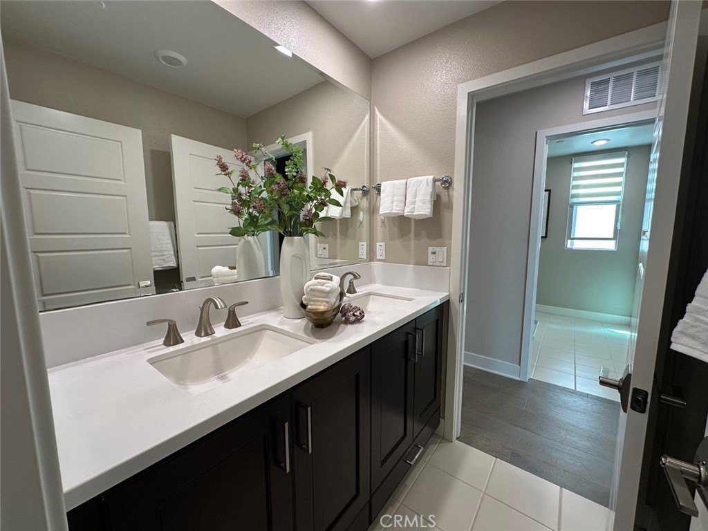 Irvine, California, 92618, United States, 3 Bedrooms Bedrooms, ,4 BathroomsBathrooms,Residential,For Sale,1987840