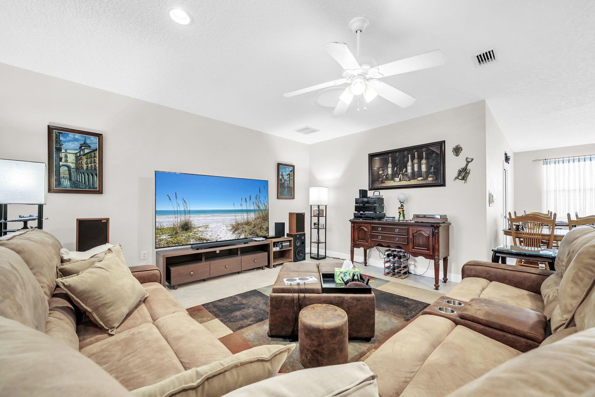 Fort Walton Beach, Florida, 32547, United States, 4 Bedrooms Bedrooms, ,4 BathroomsBathrooms,Residential,For Sale,2008970