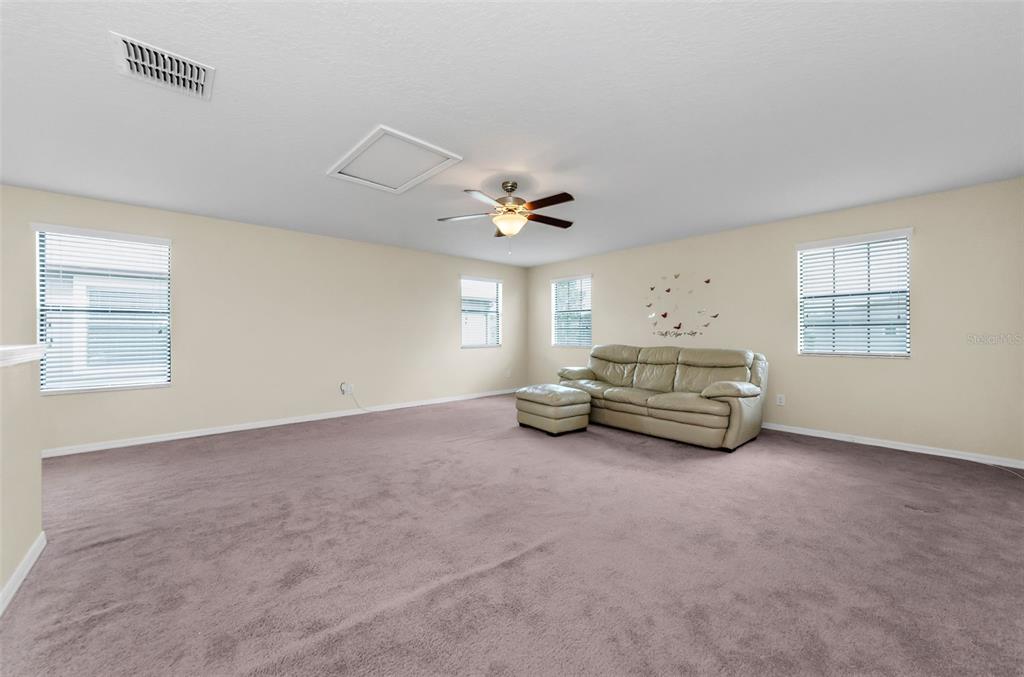 New Port Richey, Florida, 34655, United States, 4 Bedrooms Bedrooms, ,4 BathroomsBathrooms,Residential,For Sale,1954623