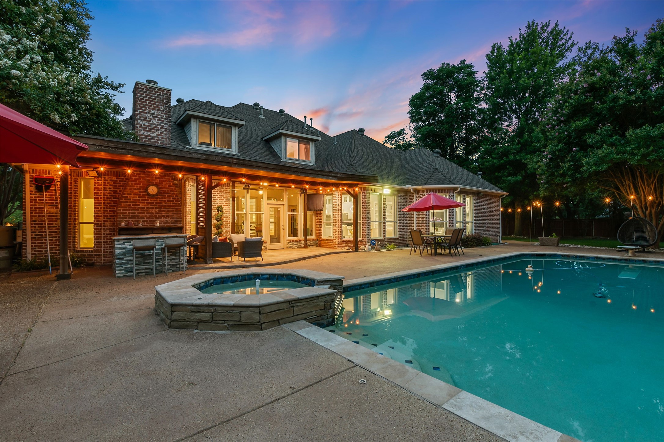 Southlake, Texas, 76092, United States, 5 Bedrooms Bedrooms, ,5 BathroomsBathrooms,Residential,For Sale,1898748