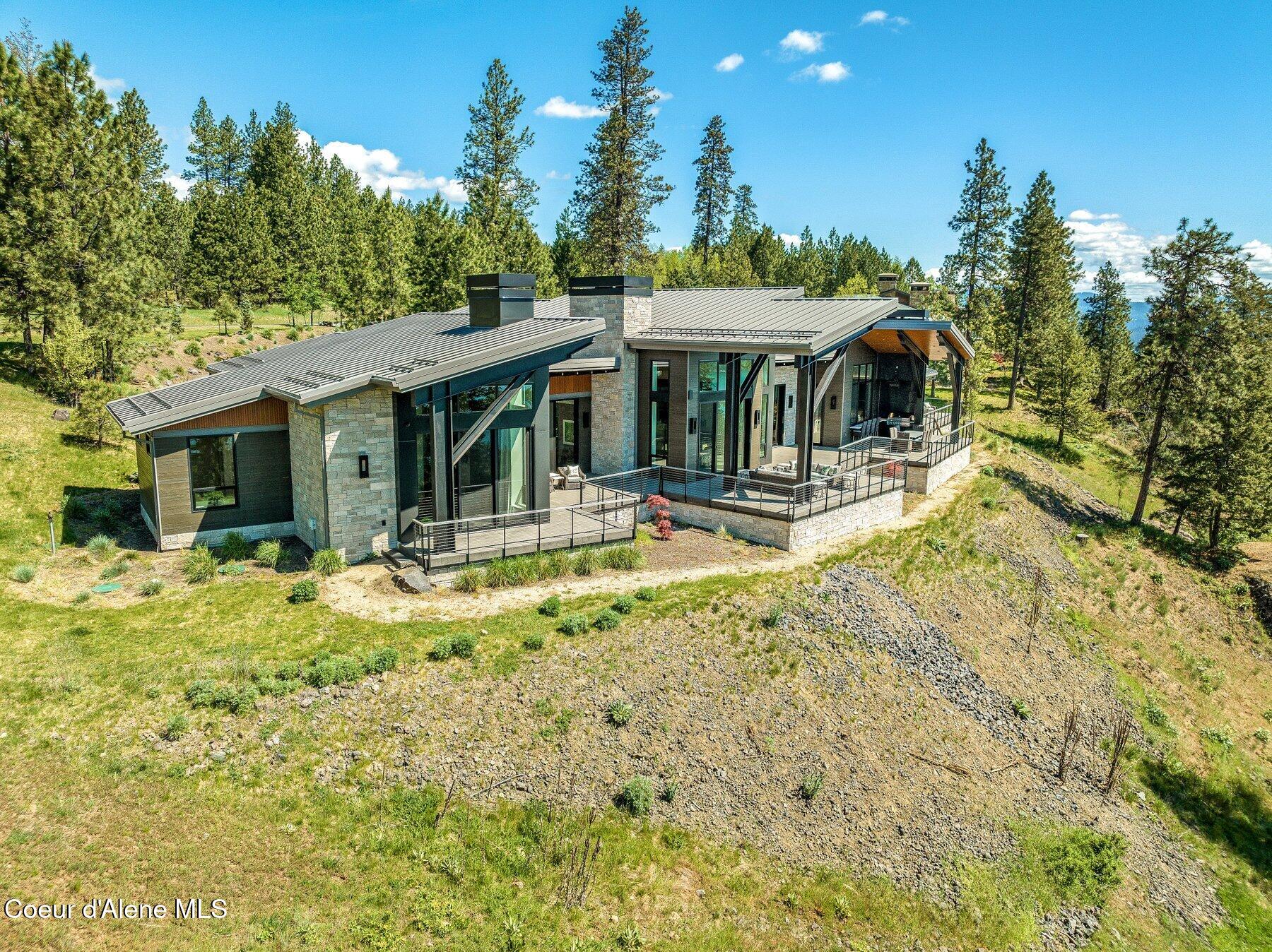 Coeur D'alene, Idaho, 83814, United States, 3 Bedrooms Bedrooms, ,2 BathroomsBathrooms,Residential,For Sale,1926176
