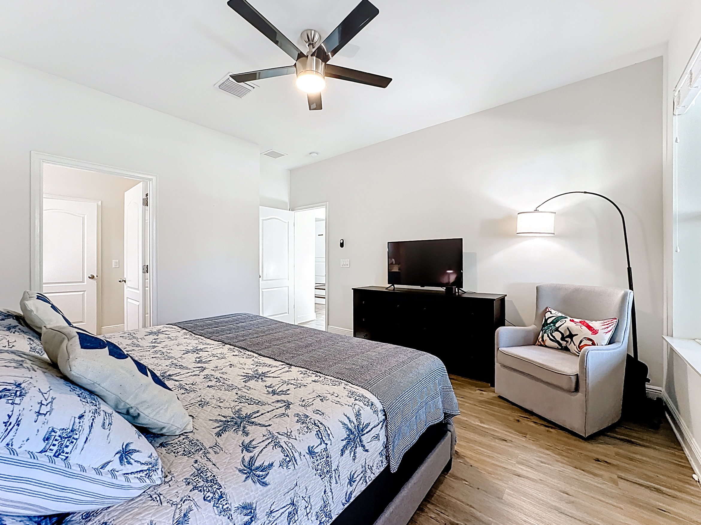 Winter Garden, Florida, 34787, United States, 5 Bedrooms Bedrooms, ,4 BathroomsBathrooms,Residential,For Sale,2010379