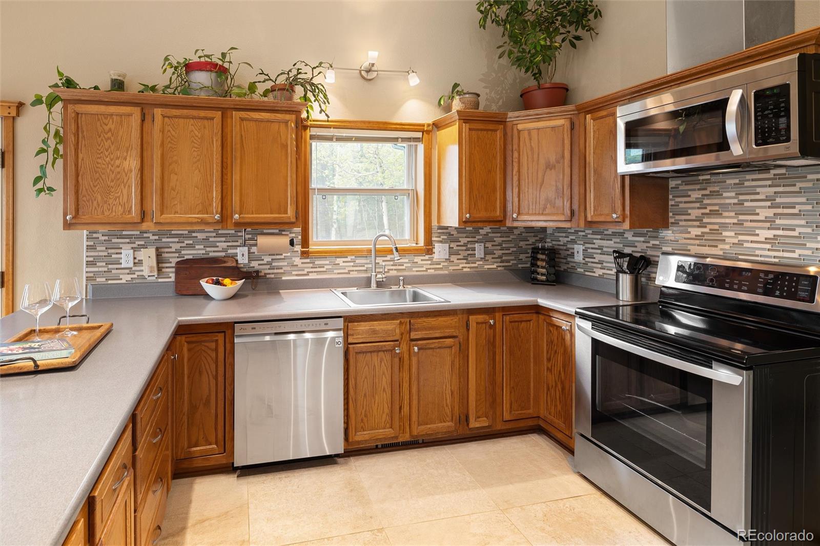 Conifer, Colorado, 80433, United States, 4 Bedrooms Bedrooms, ,3 BathroomsBathrooms,Residential,For Sale,1850389
