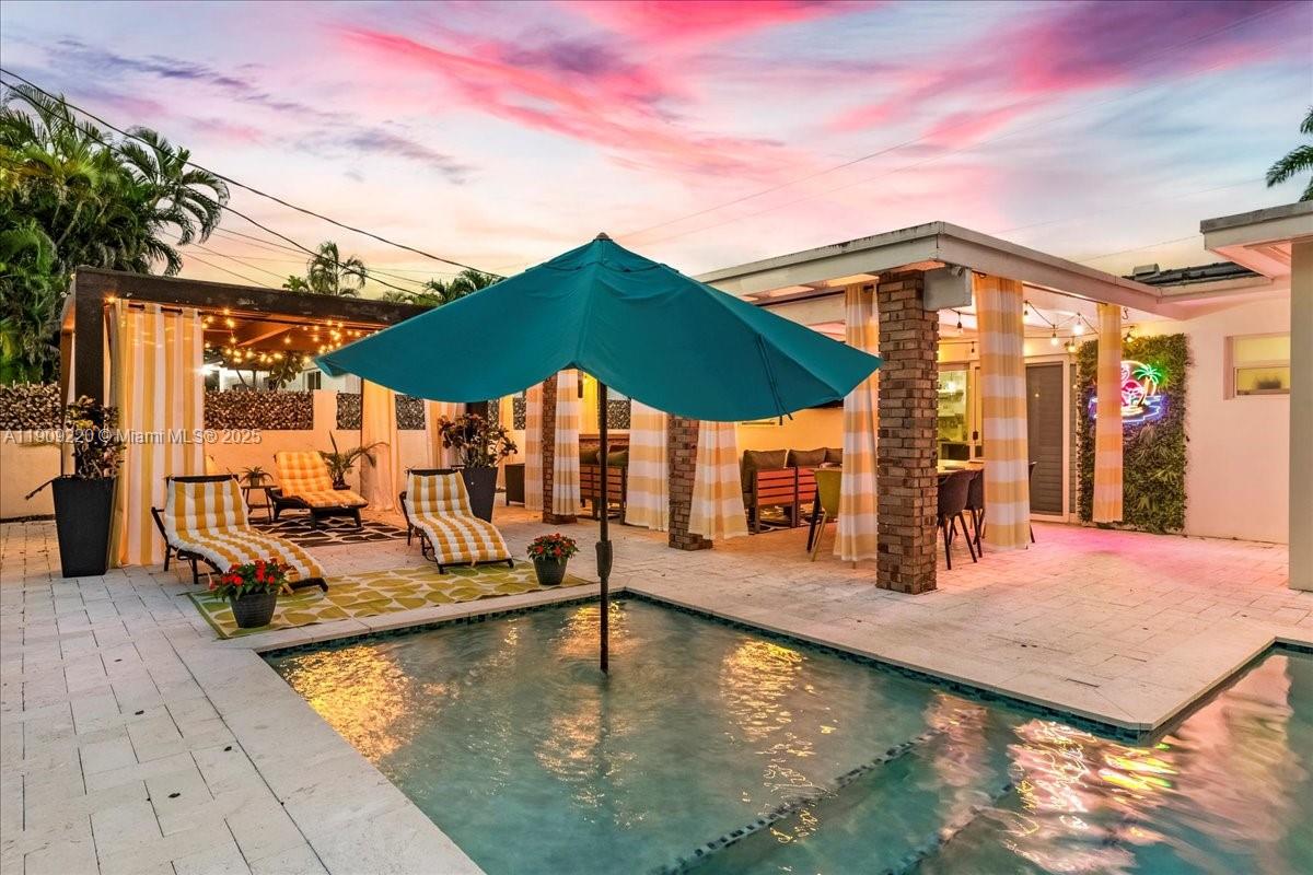 Miami, Florida, 33145, United States, 3 Bedrooms Bedrooms, ,2 BathroomsBathrooms,Residential,For Sale,1987524