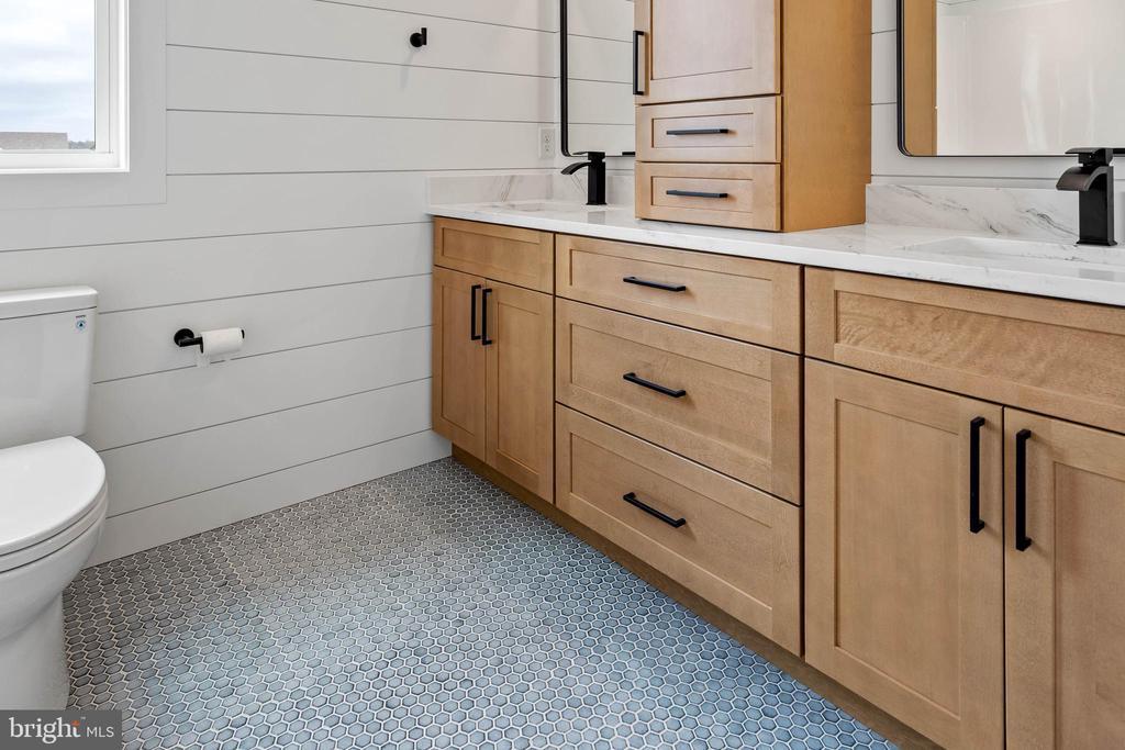 22520 Hummingbird Road, Ellendale, Delaware, 19941, United States, 4 Bedrooms Bedrooms, ,4 BathroomsBathrooms,Residential,For Sale,22520 Hummingbird Road,1635216