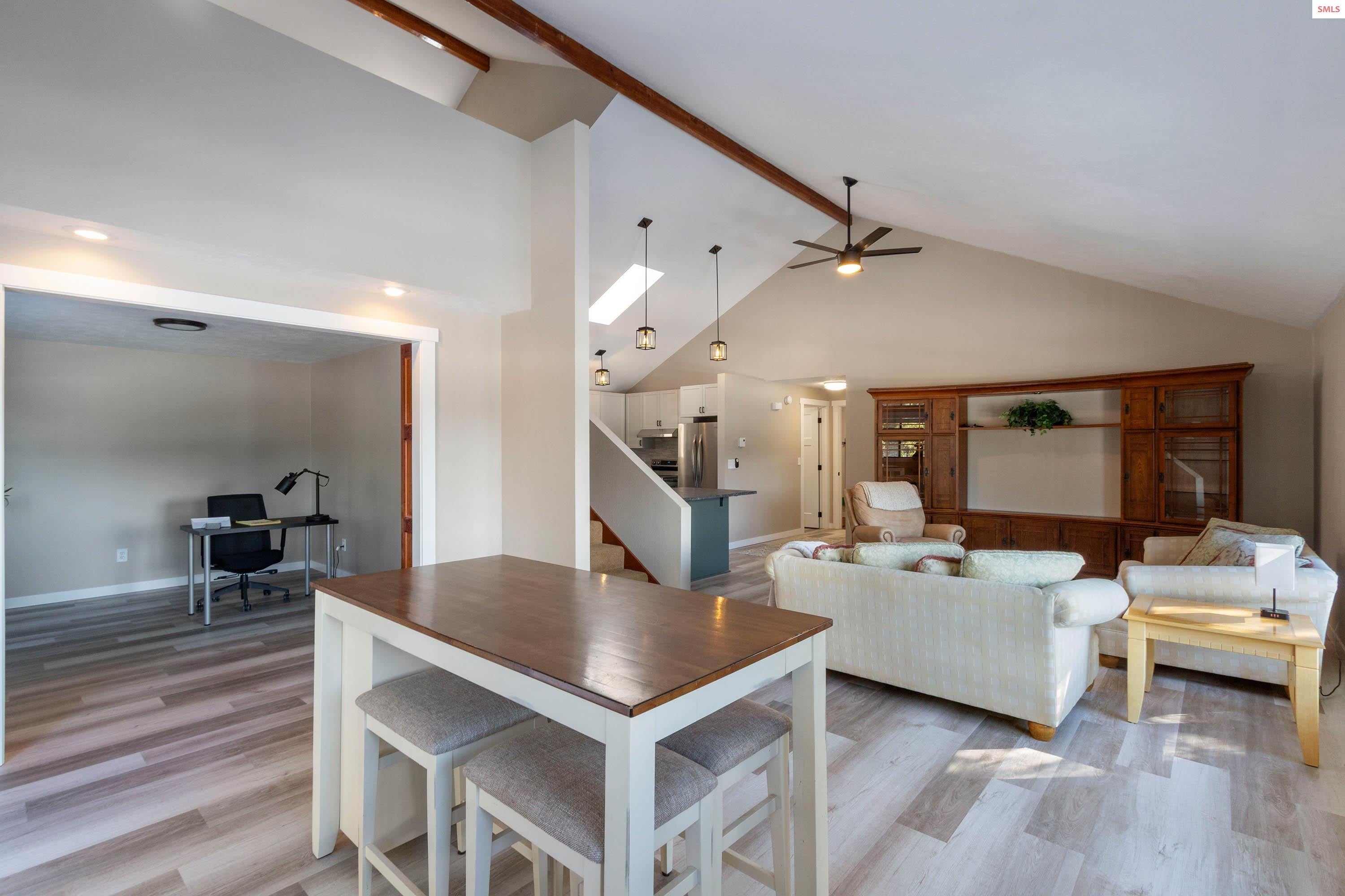Sagle, Idaho, 83860, United States, 4 Bedrooms Bedrooms, ,2 BathroomsBathrooms,Residential,For Sale,2022483