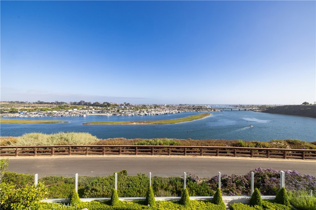 Newport Beach, California, 92660, United States, 3 Bedrooms Bedrooms, ,3 BathroomsBathrooms,Residential,For Sale,1867238