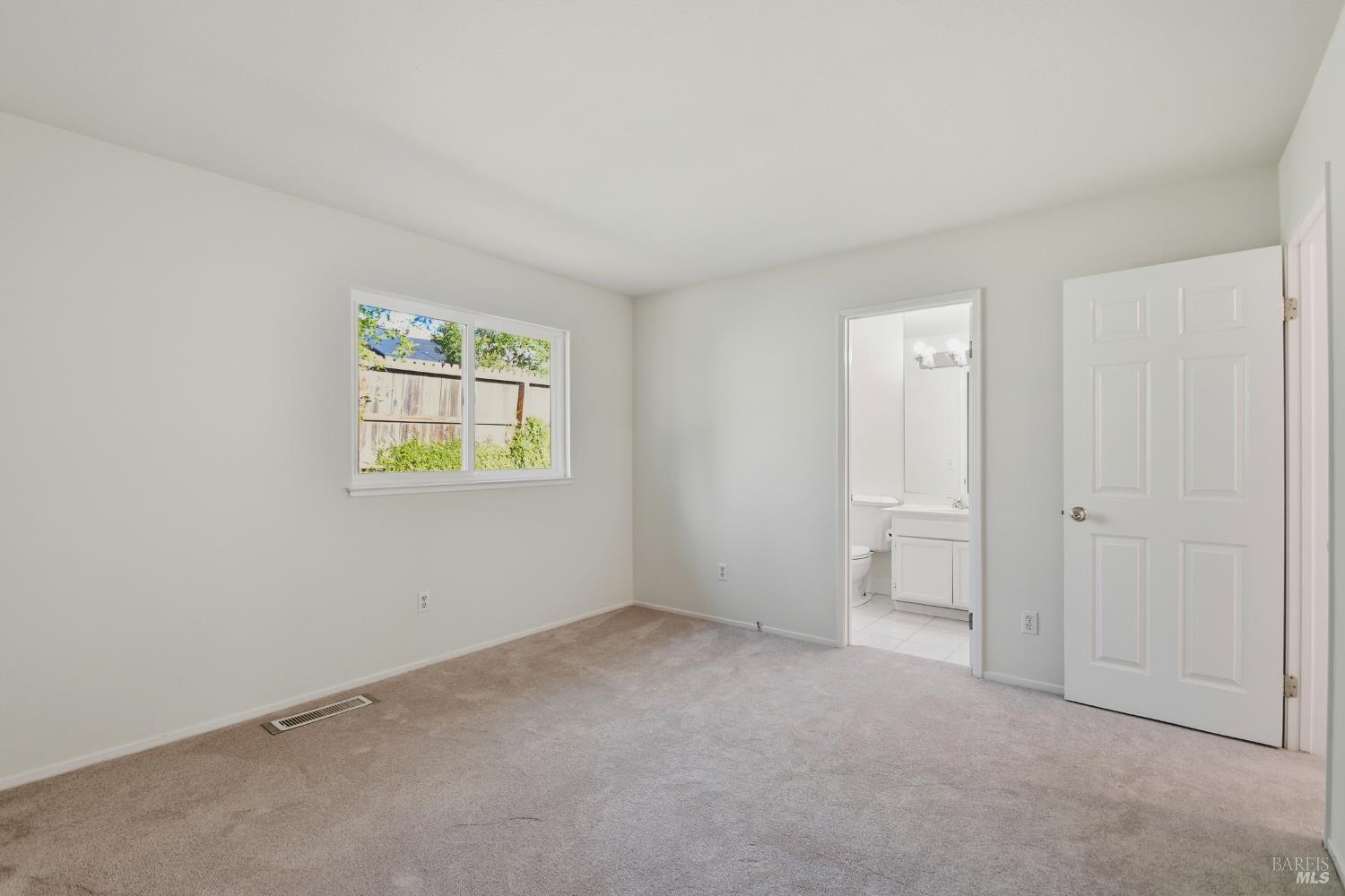 Santa Rosa, California, 95409, United States, 3 Bedrooms Bedrooms, ,2 BathroomsBathrooms,Residential,For Sale,1998467