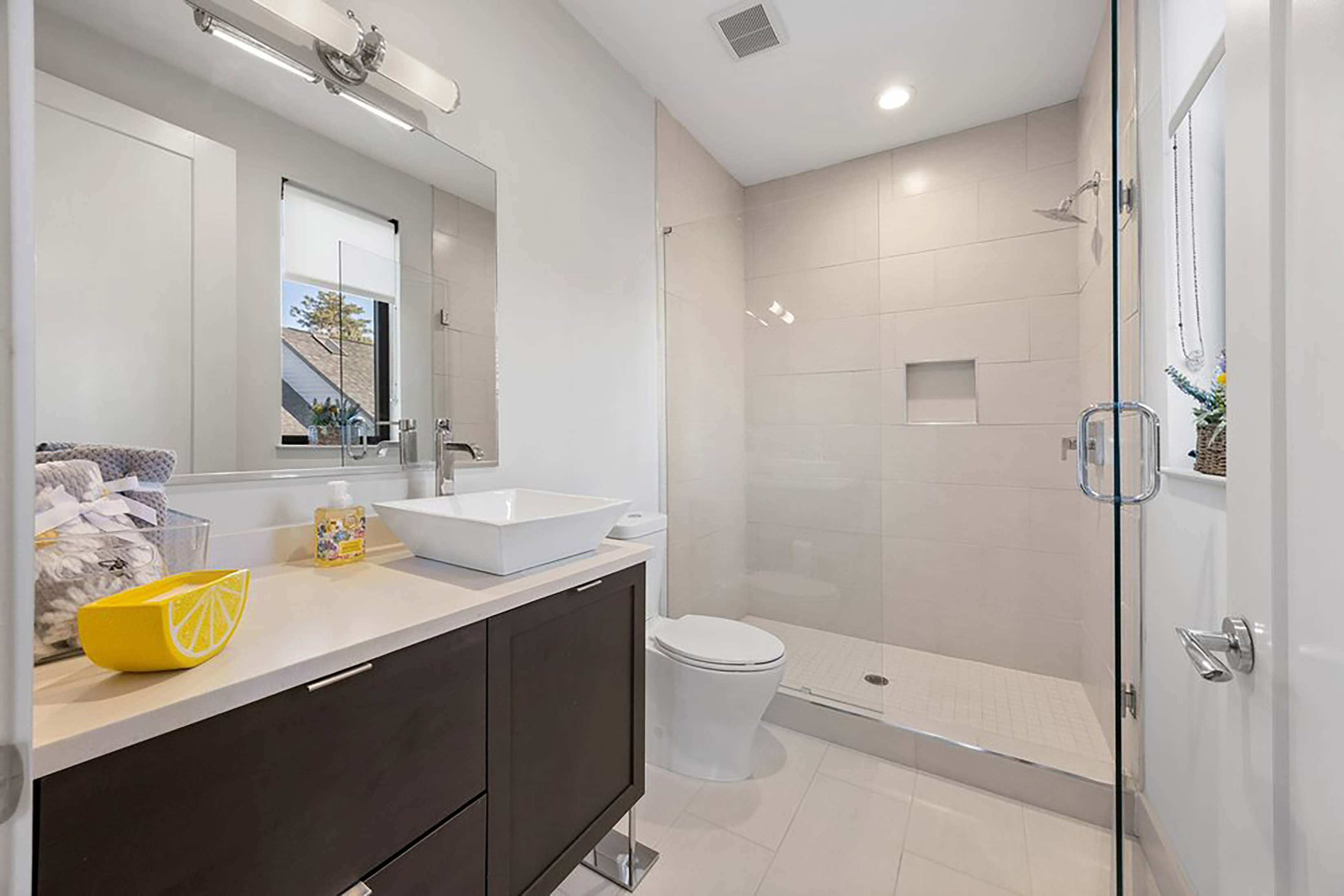  Luxury Buckhead Townhome with Fourth Floor Sky Lounge and Elevator - 物件實景