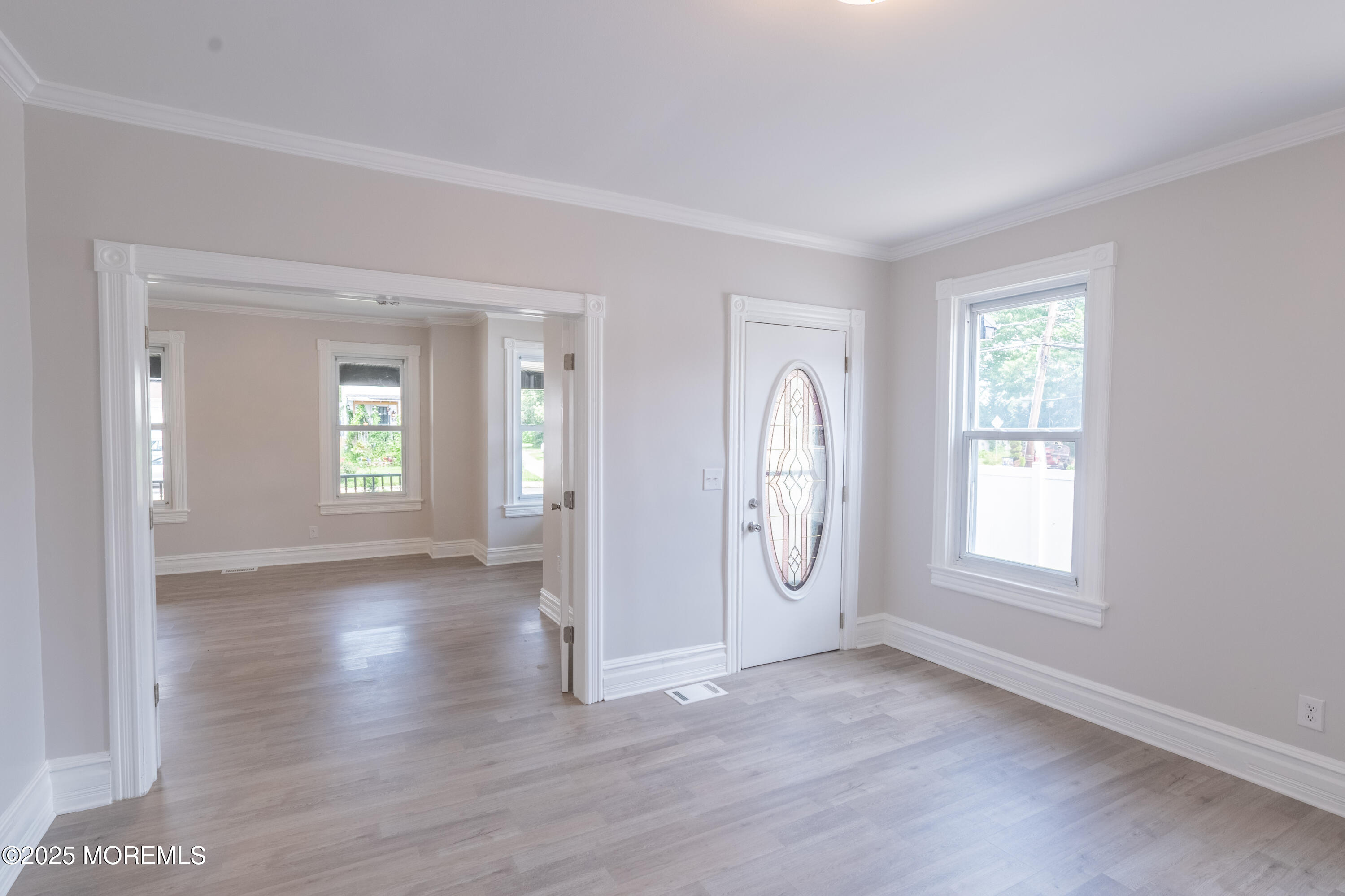 Englishtown, New Jersey, 07726, United States, 6 Bedrooms Bedrooms, ,4 BathroomsBathrooms,Residential,For Sale,1908199
