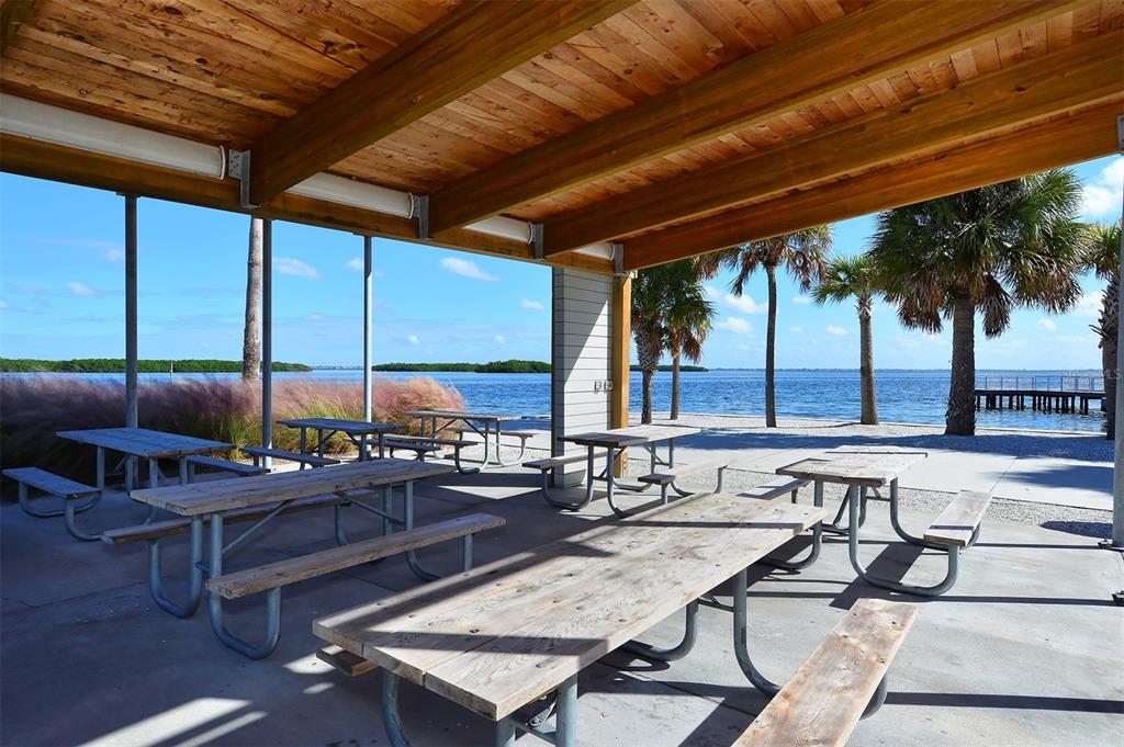 Longboat Key, Florida, 34228, United States, 2 Bedrooms Bedrooms, ,2 BathroomsBathrooms,Residential,For Sale,1989062