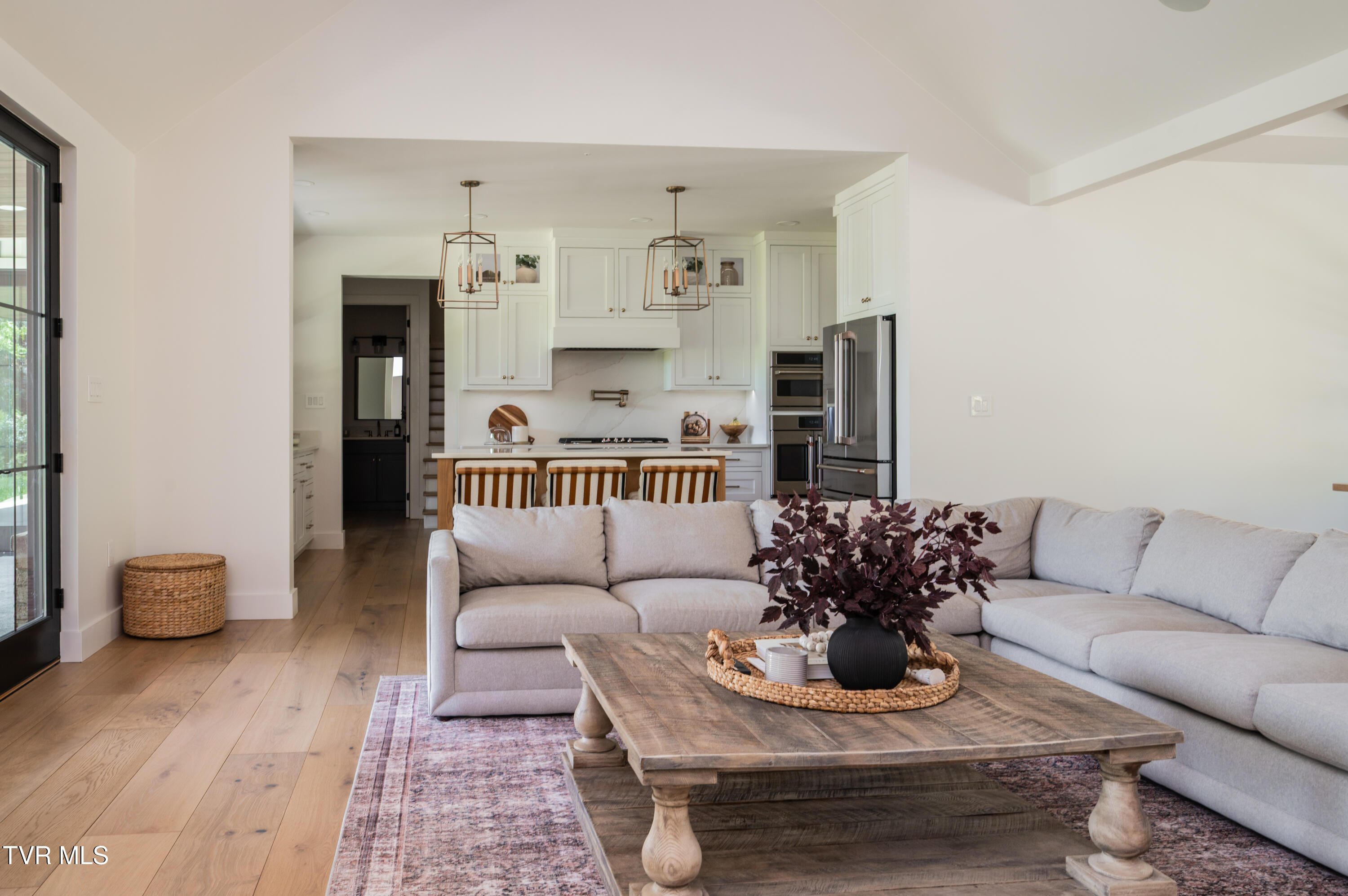 Kingsport, Tennessee, 37664, United States, 4 Bedrooms Bedrooms, ,4 BathroomsBathrooms,Residential,For Sale,1981214