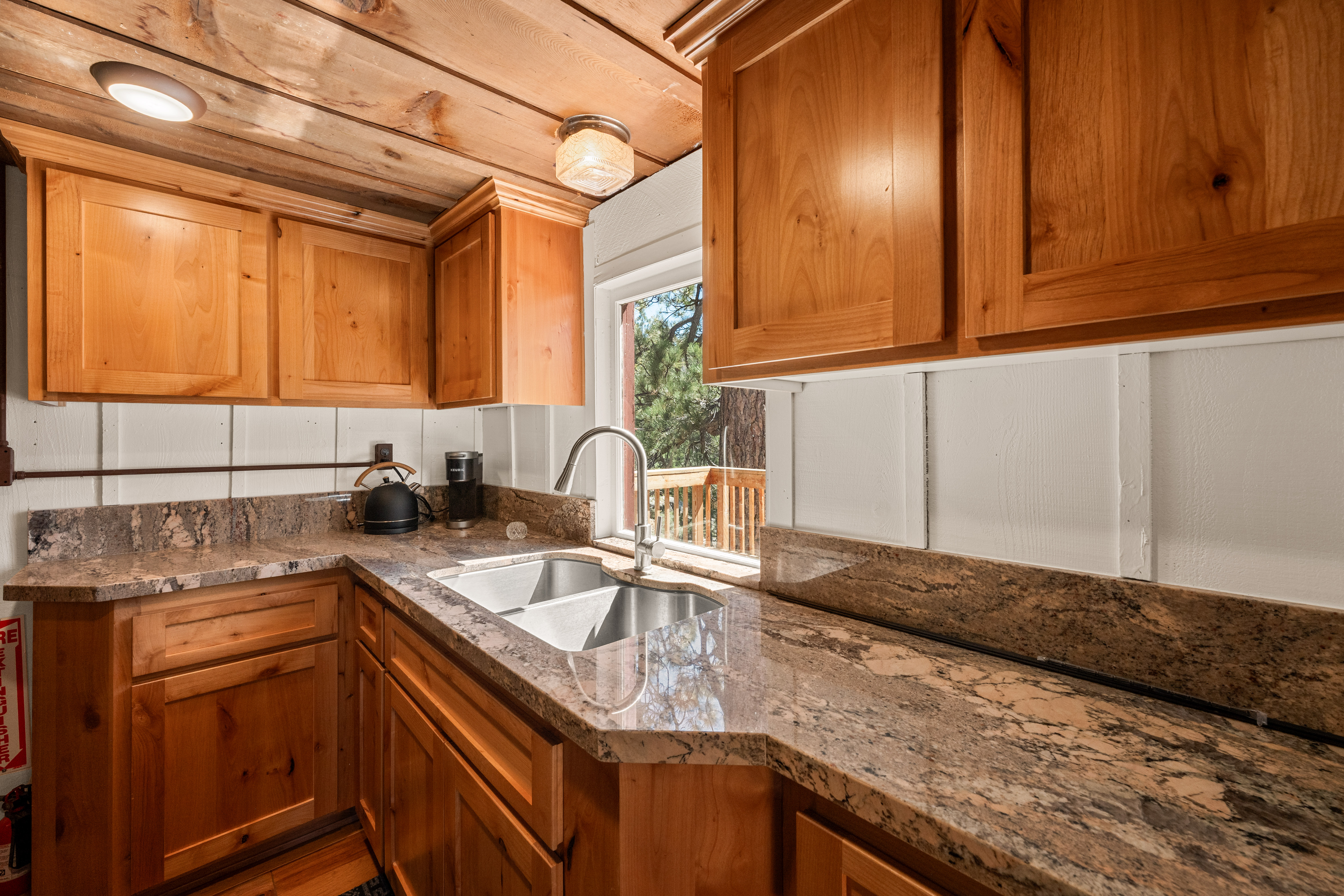  7 Pine Knot Avenue, Big Bear Lake, CA 92315 - 物件實景