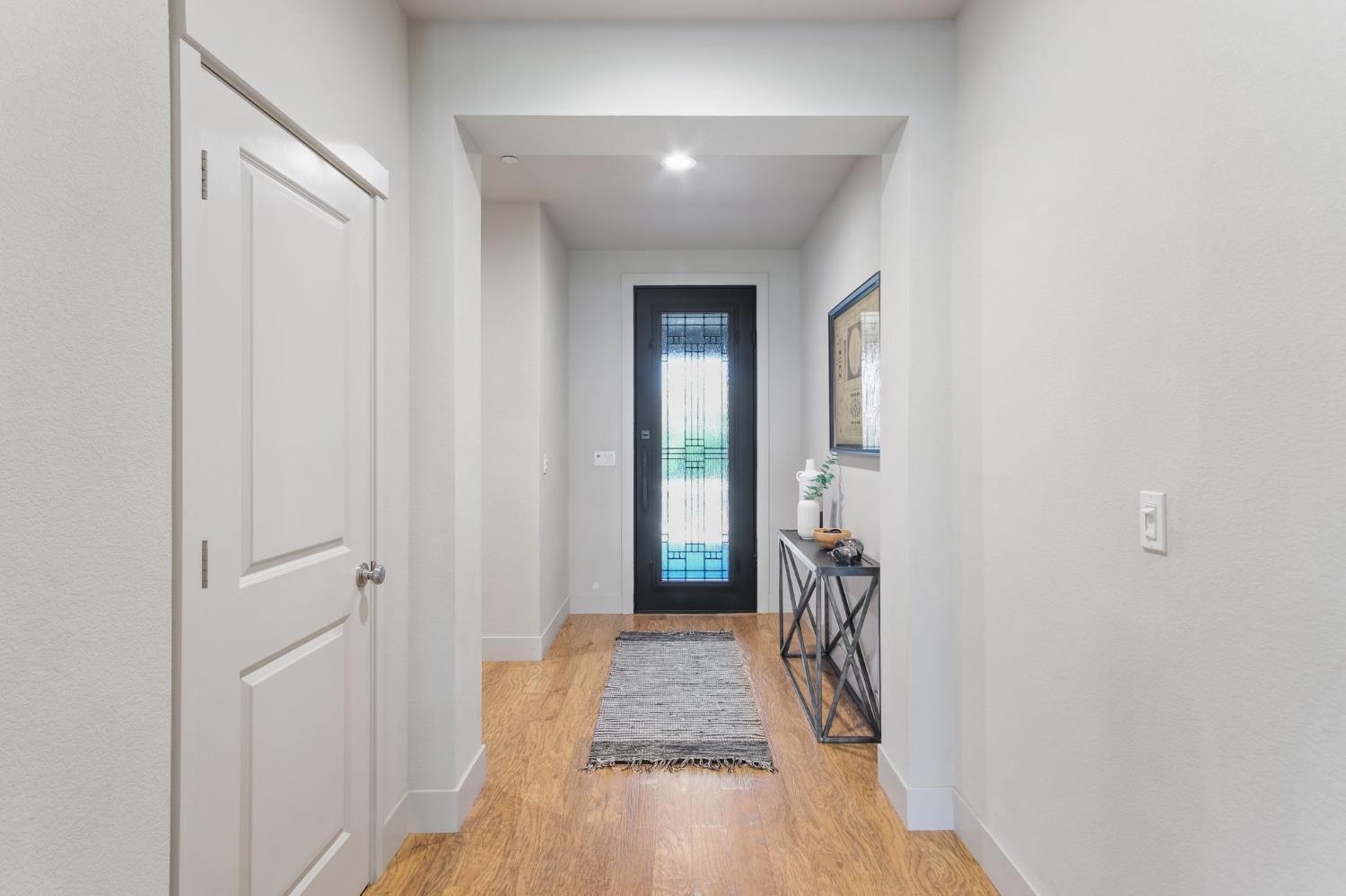 Oakdale, California, 95361, United States, 3 Bedrooms Bedrooms, ,2 BathroomsBathrooms,Residential,For Sale,1985752