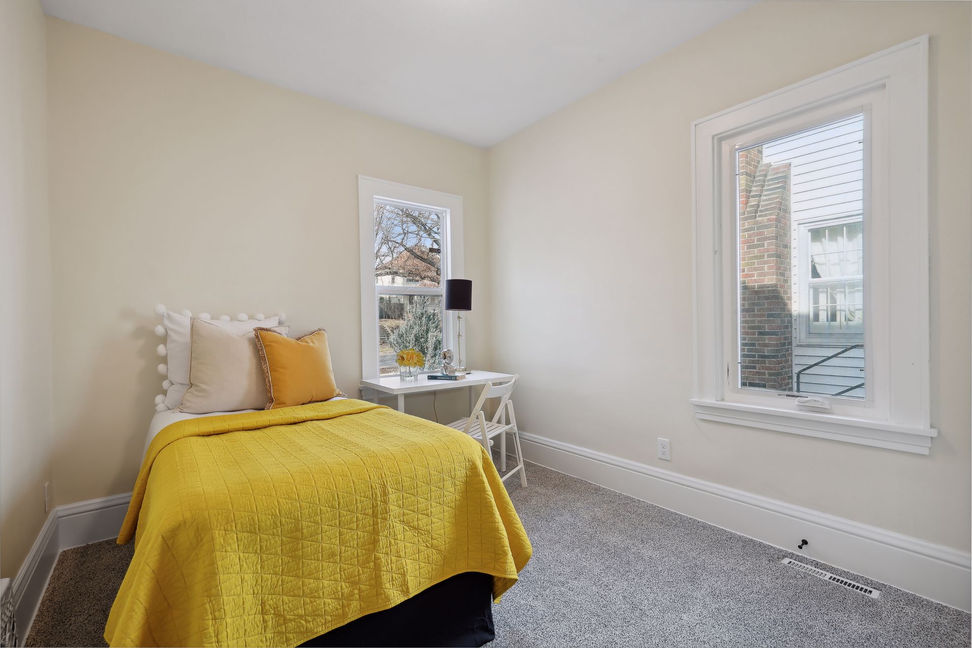  Thoughtfully Updated in Minneapolis’ Folwell Neighborhood - 物件實景