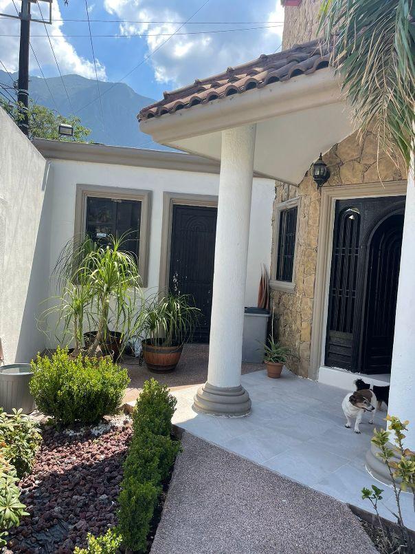 Lago Catemaco, Monterrey, Nuevo León, 64890, Mexico, 5 Bedrooms Bedrooms, ,5 BathroomsBathrooms,Residential,For Sale,Lago Catemaco,1622805